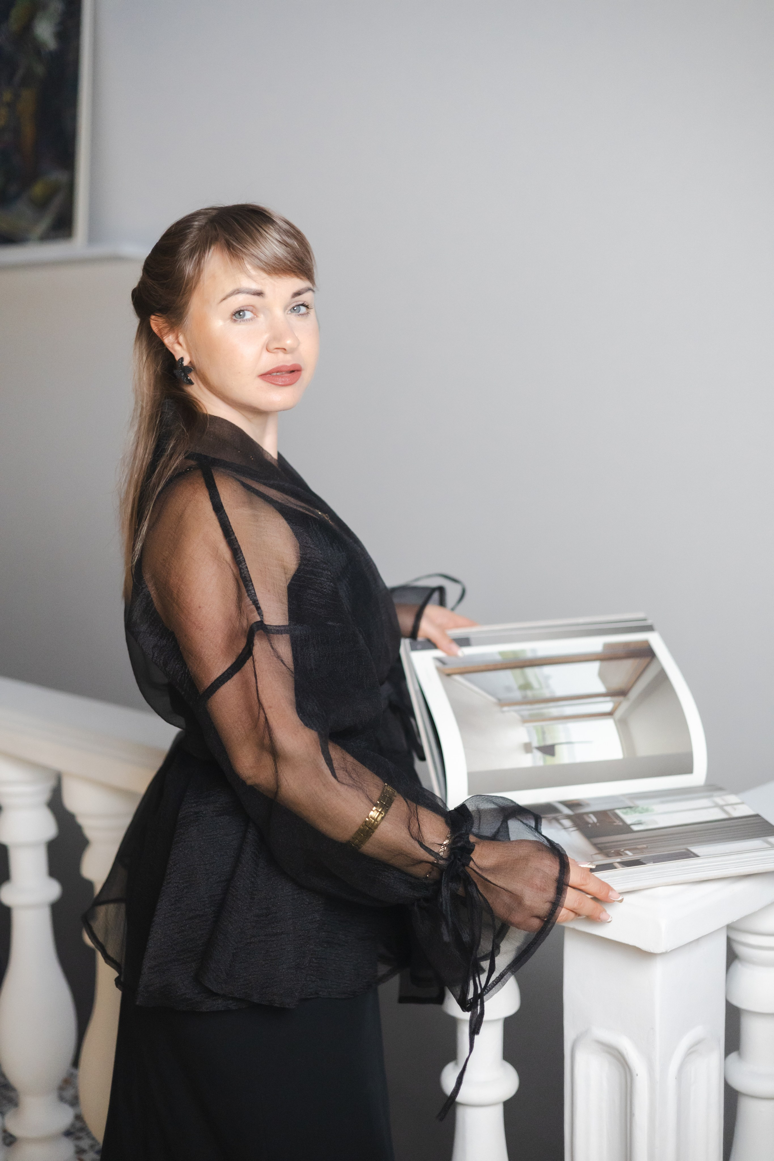 ЖЕНСКИЕ ПОРТРЕТЫ СТУДИЯ 2025. Фотограф Красноярск съемки лавстори, фотосессия в студии, портретная съемка, творческие фотосессии