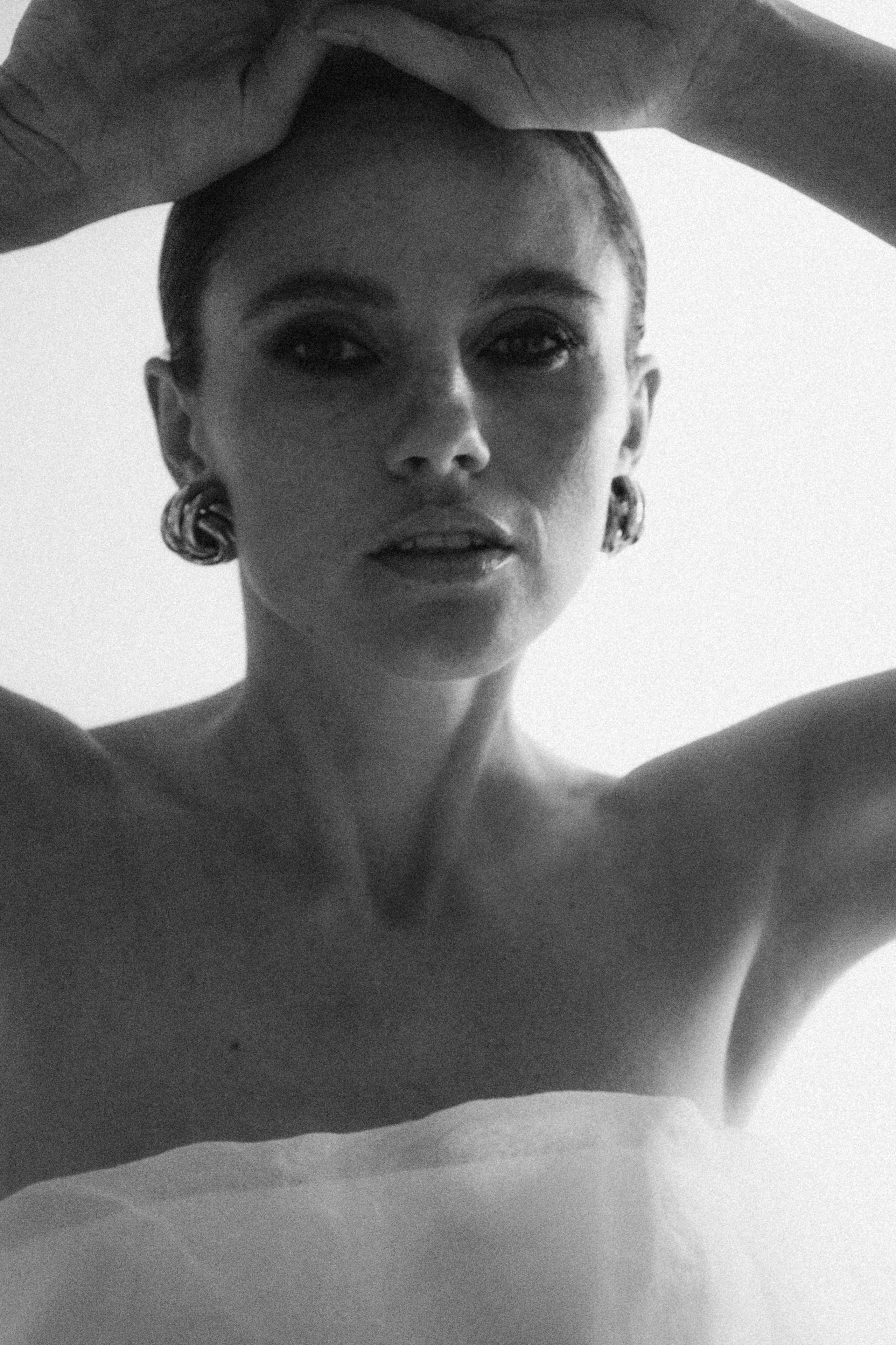 ЖЕНСКИЙ ПОРТРЕТ. Главная