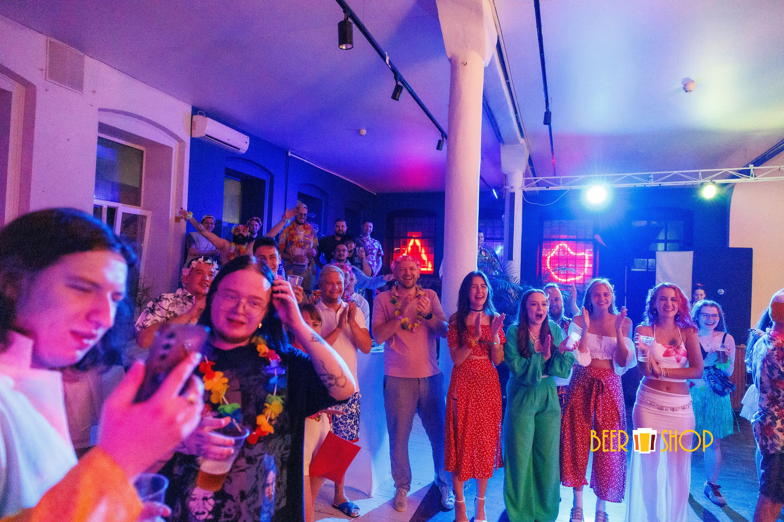 Гавайская вечеринка (Медиапорт). Свадебный фотограф и контент фотограф в Казани Малыгина Елена