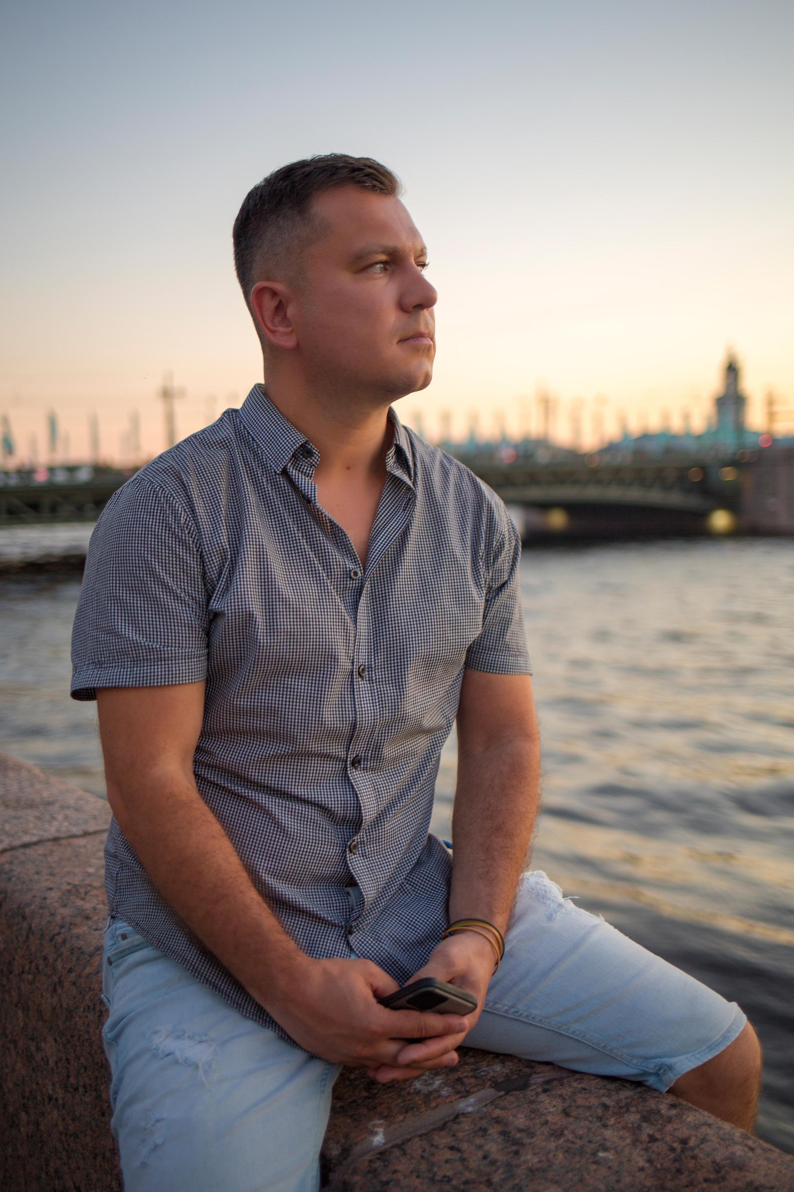 Олег, Локация: Дворцовая набережная, С-Петербург