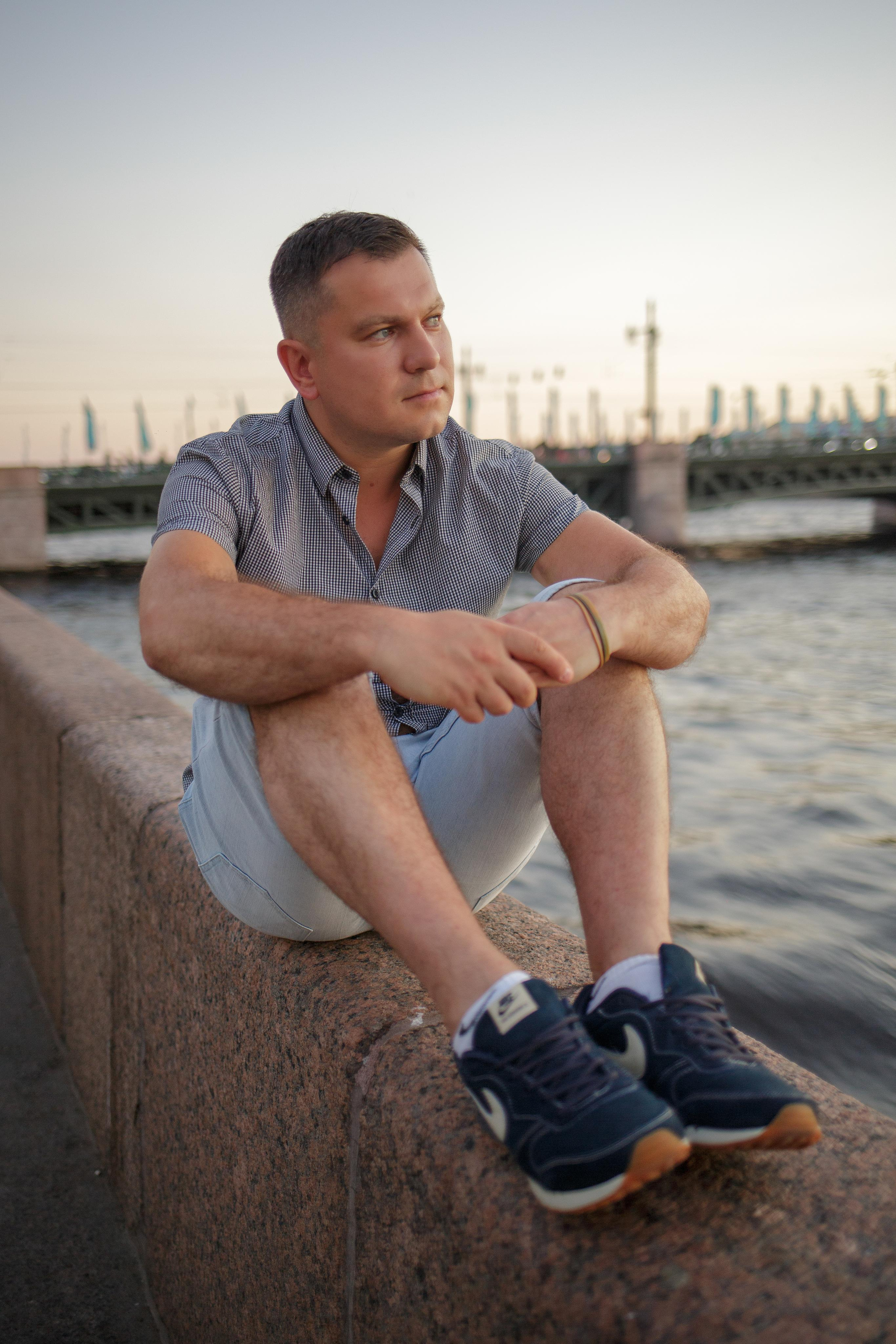 Олег, Локация: Дворцовая набережная, С-Петербург