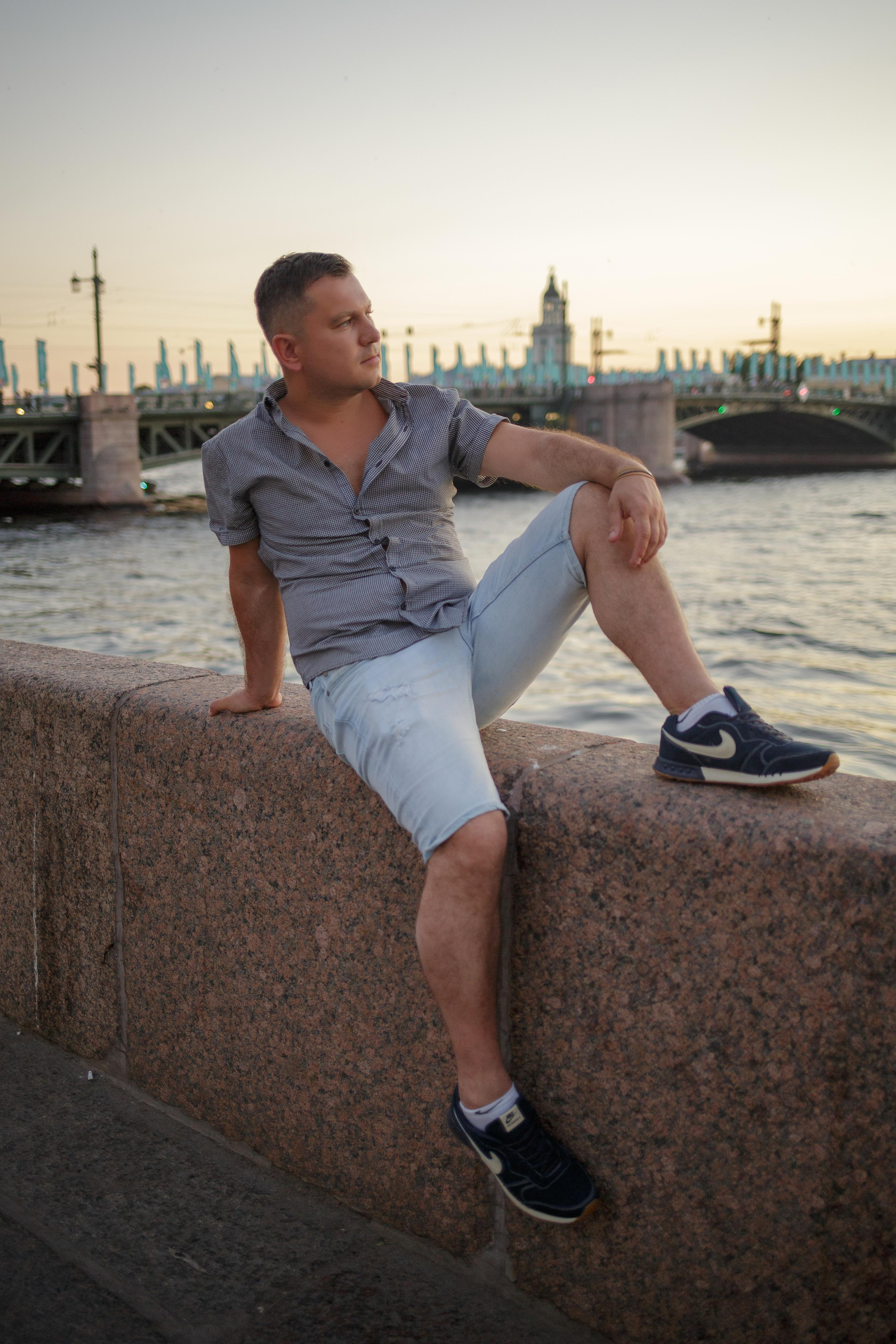 Олег, Локация: Дворцовая набережная, С-Петербург