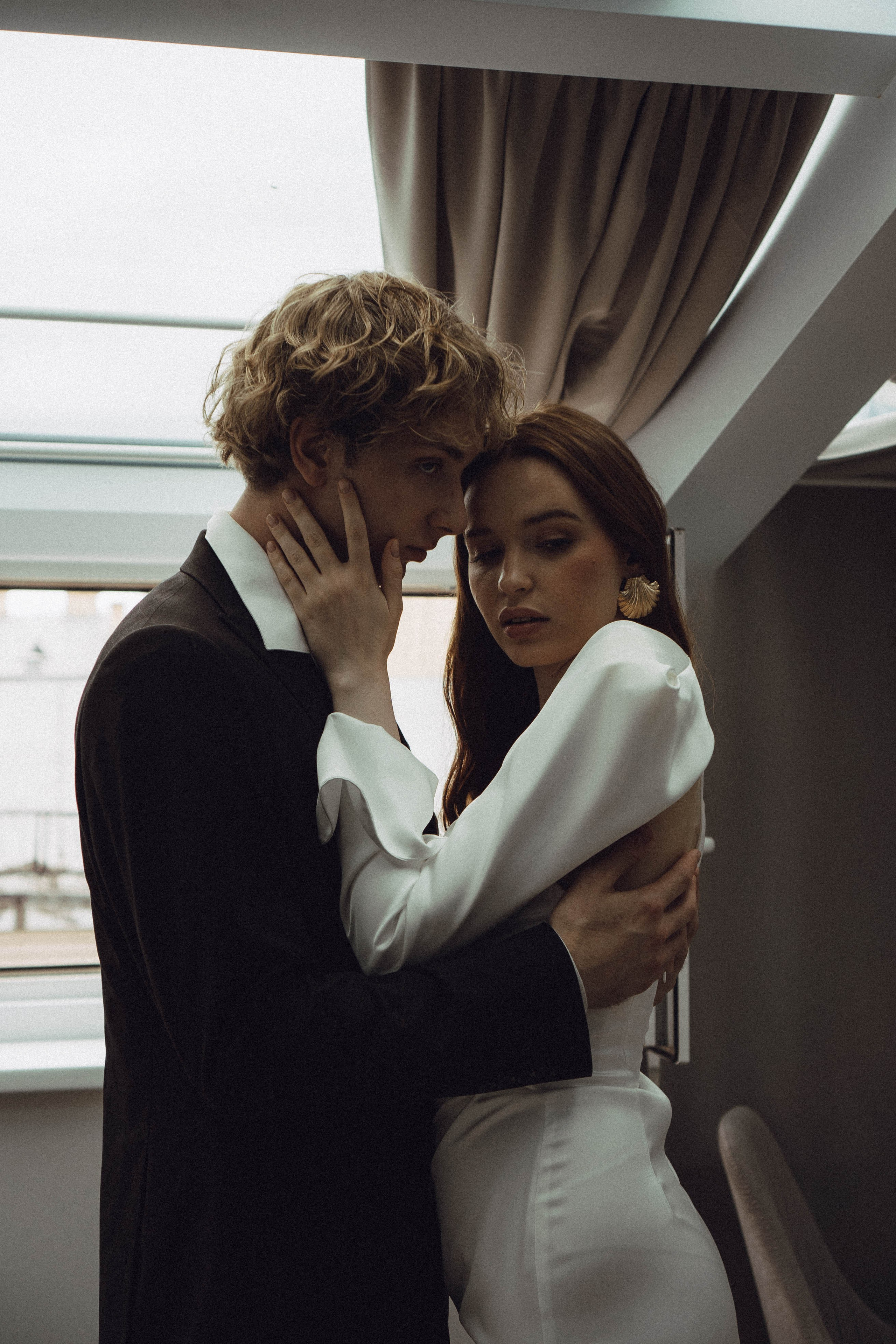 СВАДЕБНАЯ СЬЕМКА В ОТЕЛЕ. СБОРЫ ЖЕНИХА И НЕВЕСТЫ И ТАКЖЕ ТОР И ПОДГОТОВКА К ПРОГУЛКЕ. Профессиональный фотограф, Санкт-Петербург — Виктория Богомолова