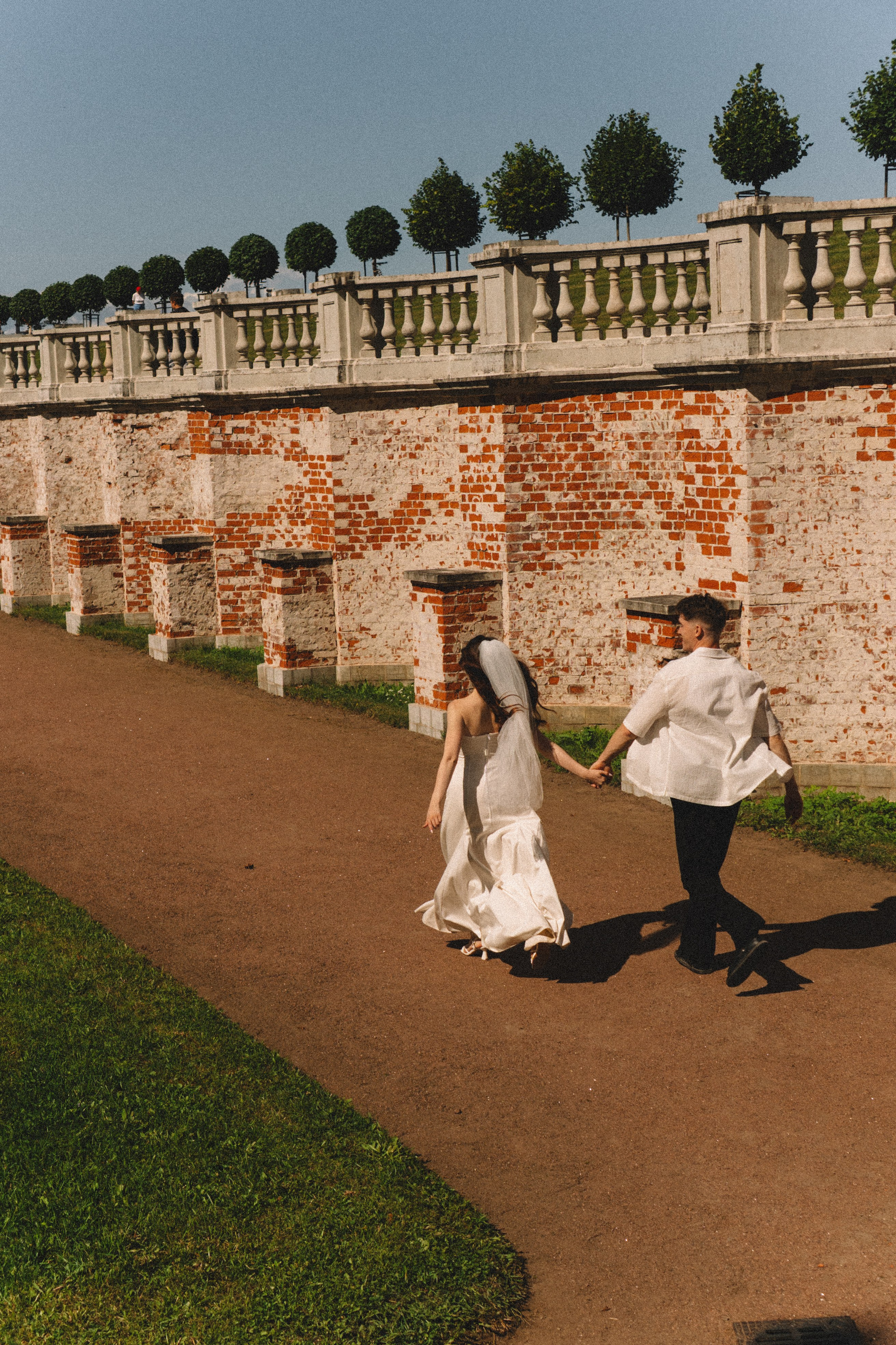 СВАДЕБНАЯ СЬЕМКА В ПЕТЕРГОФЕ И СЬЕМКА РЕПОРТАЖА В ЗАГСЕ ПЕТЕРГОФА. Профессиональный фотограф, Санкт-Петербург — Виктория Богомолова