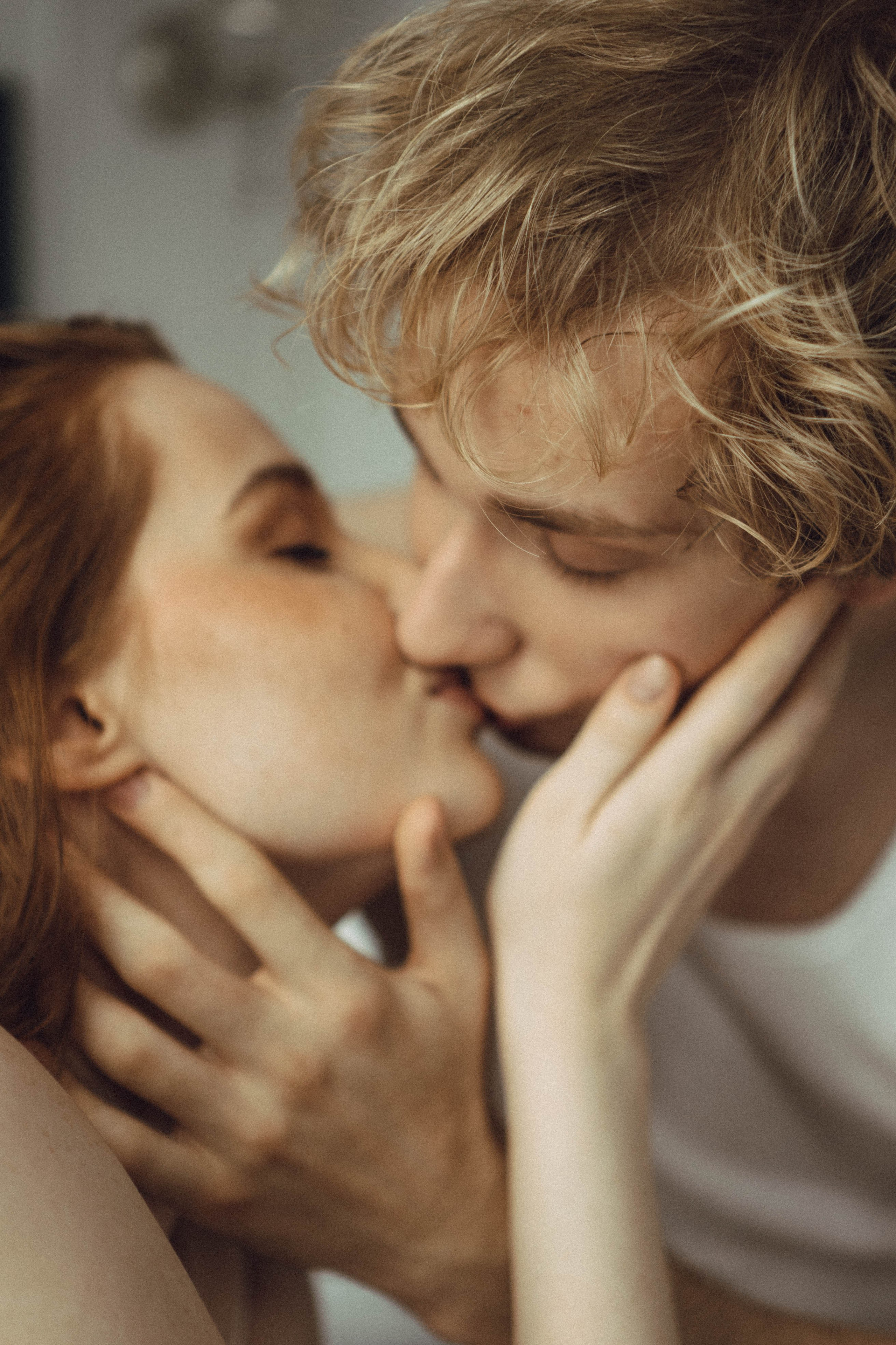 СВАДЕБНАЯ СЬЕМКА В ОТЕЛЕ. СБОРЫ ЖЕНИХА И НЕВЕСТЫ И ТАКЖЕ ТОР И ПОДГОТОВКА К ПРОГУЛКЕ. Профессиональный фотограф, Санкт-Петербург — Виктория Богомолова