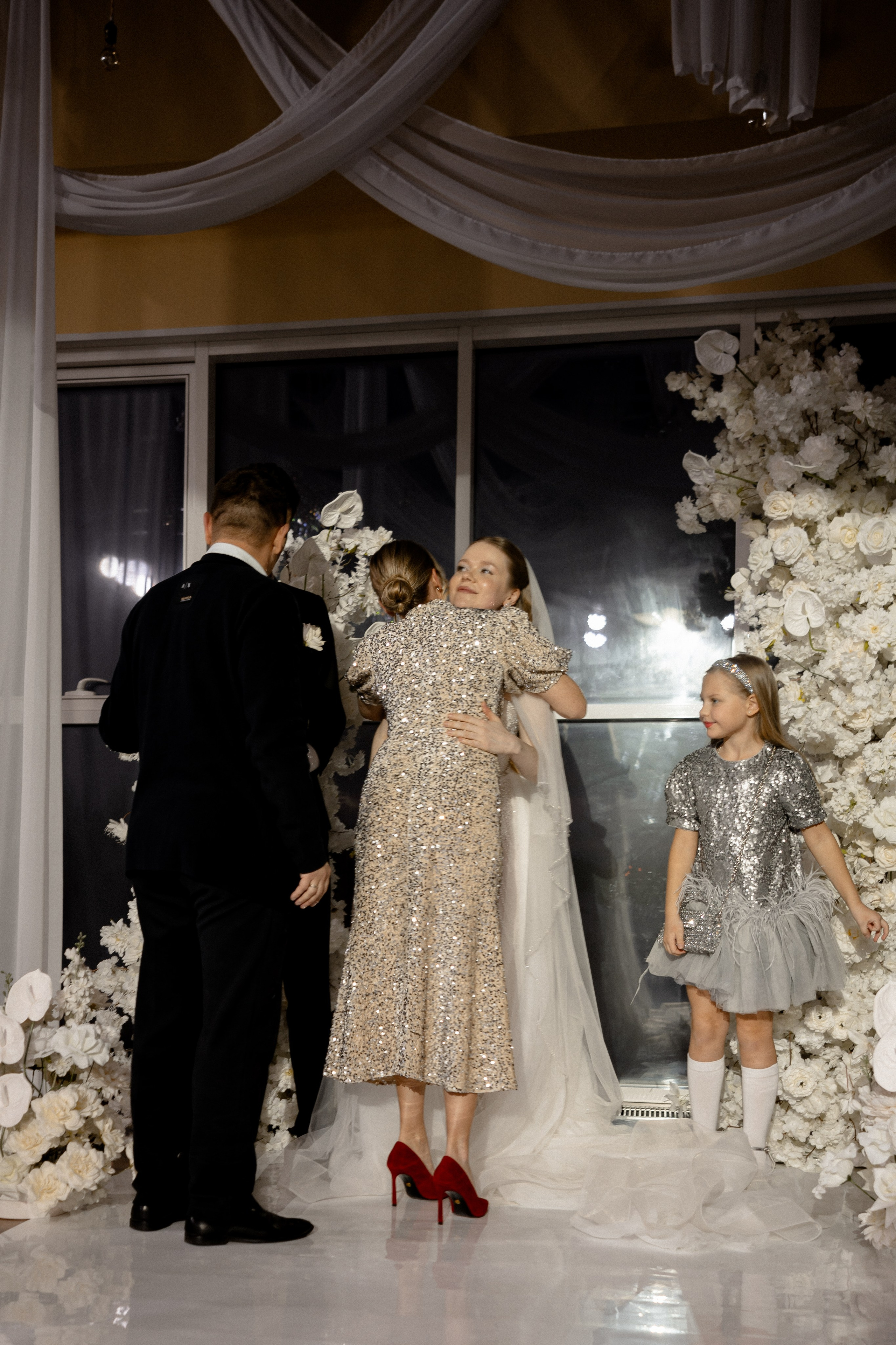 ПОЛНЫЙ СВАДЕБНЫЙ ДЕНЬ 8 ЧАСОВ. Профессиональный фотограф, Санкт-Петербург — Виктория Богомолова