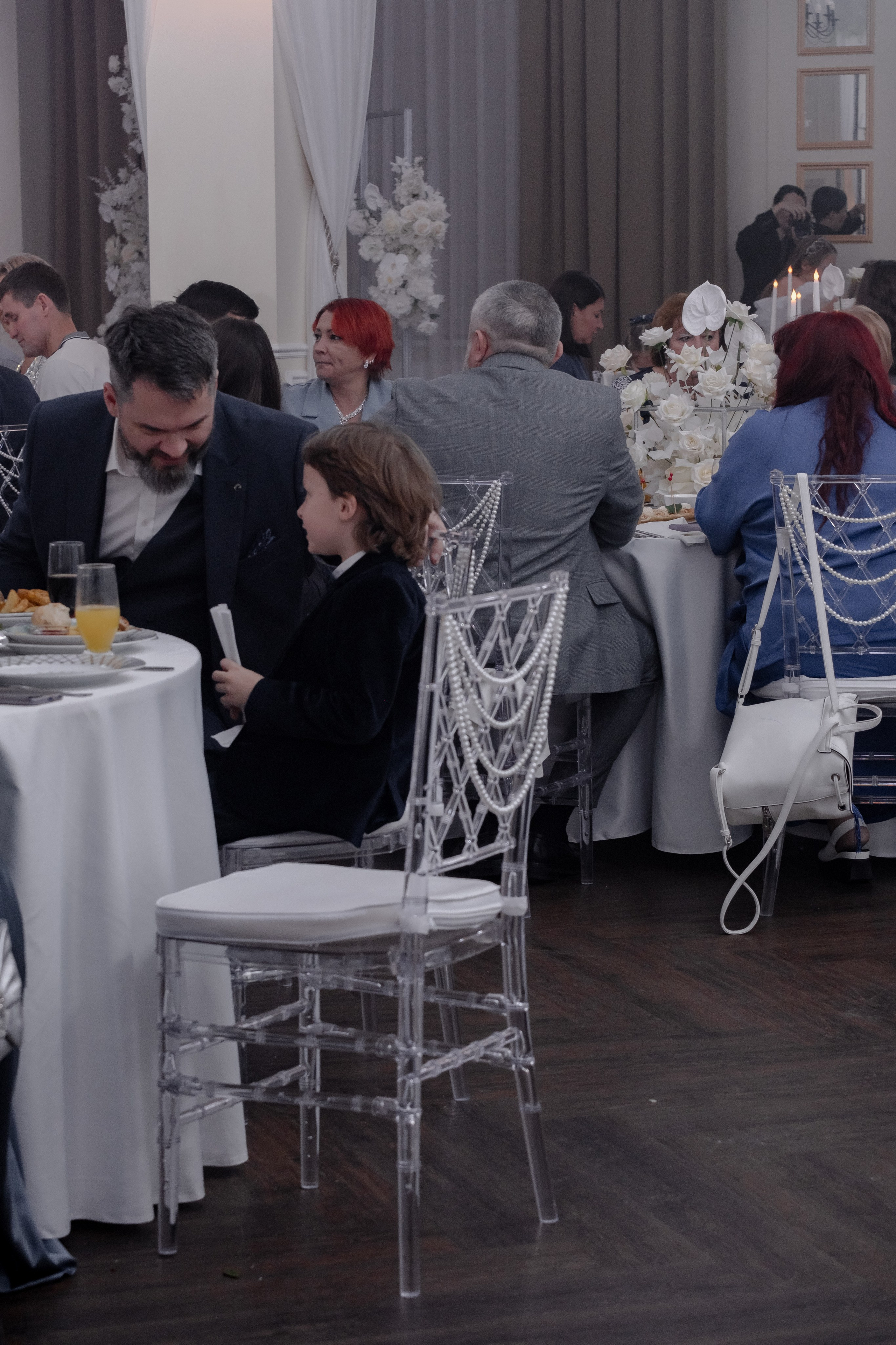 СВАДЕБНЫЙ БАНКЕТ (СНЯТО В СИБИРЕ В НИЖНЕВАРТОВСКЕ). Профессиональный фотограф, Санкт-Петербург — Виктория Богомолова