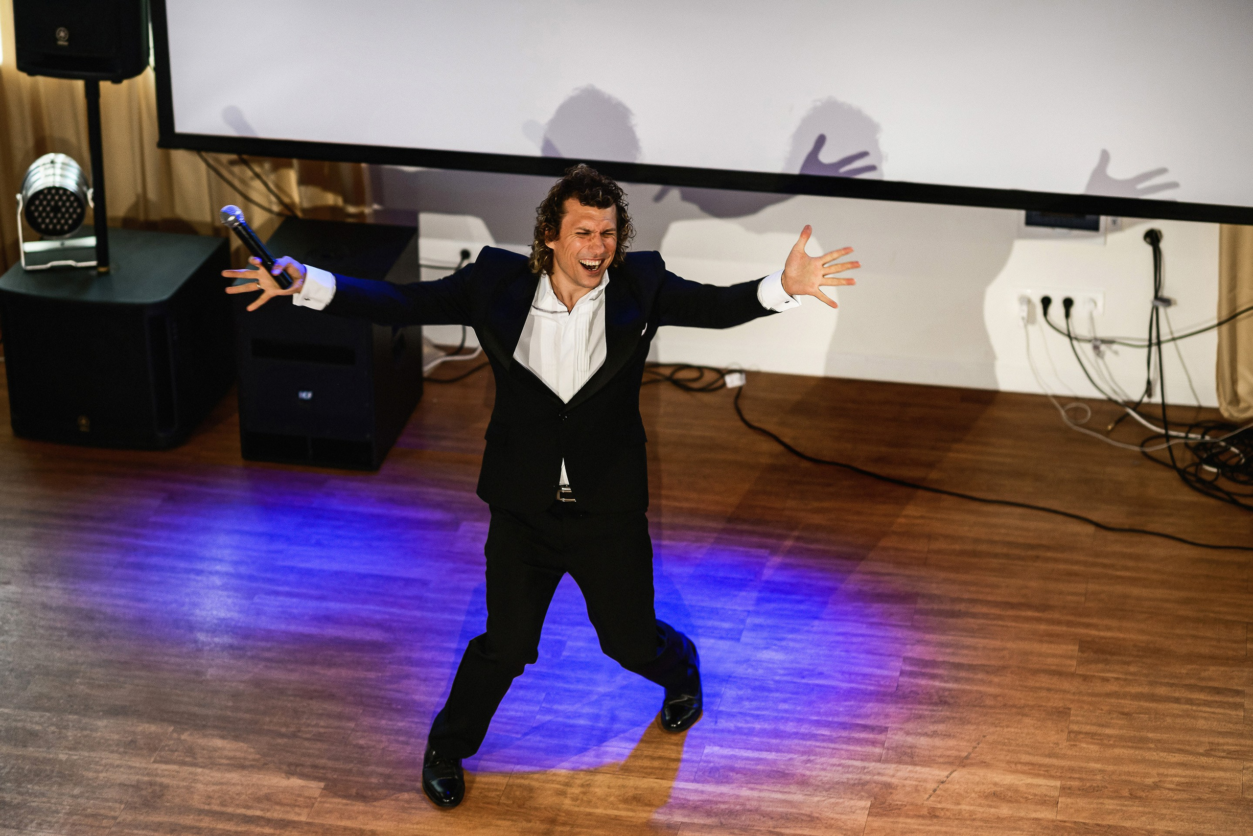 💐 Радик и Яна — душевная загородная свадьба в Villatic | Теплые фото под Красноярском. 📸 Свадебный и семейный фотограф в Красноярске Тихомиров Евгений | 17 лет опыта | 800+ свадеб