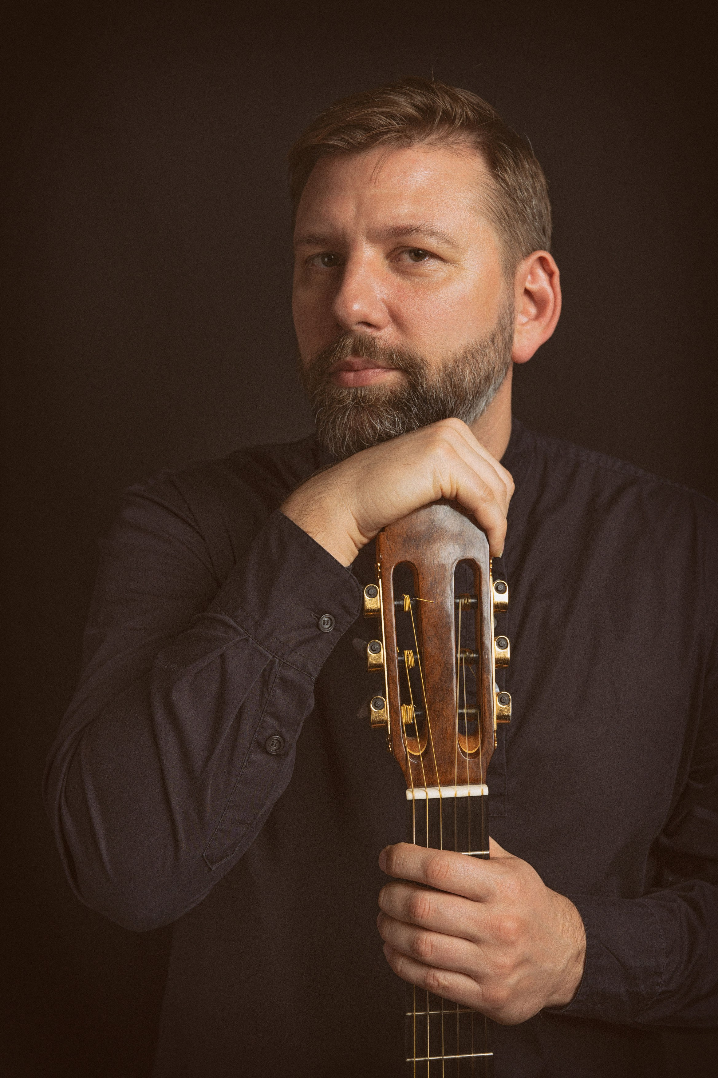 Фотосессия мужской портрет (гитара). Яростный фотолюбитель Vervie Vitoe