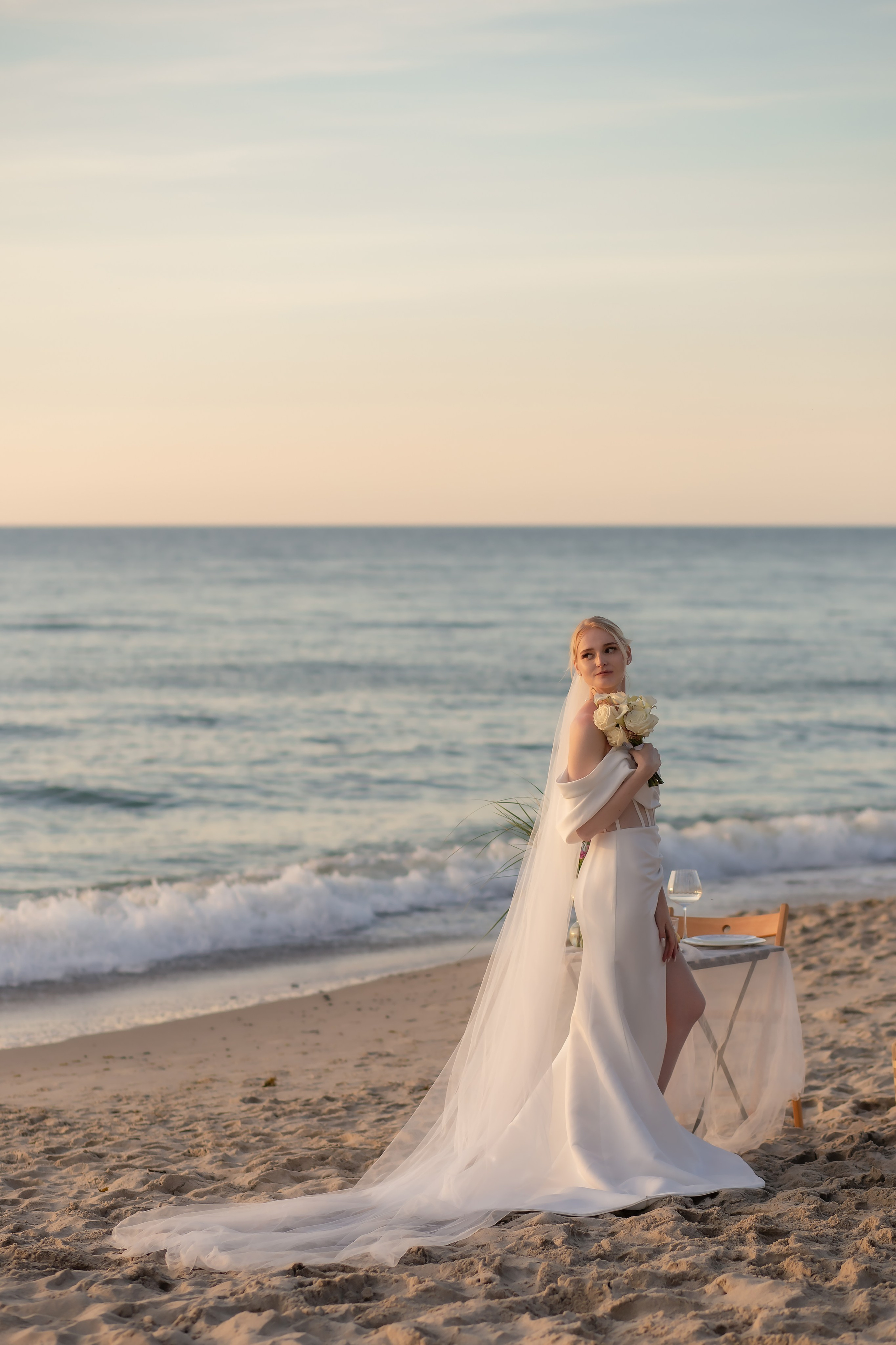 Александра и Влад. На закате. Фотограф в Калининграде Решетникова Алина