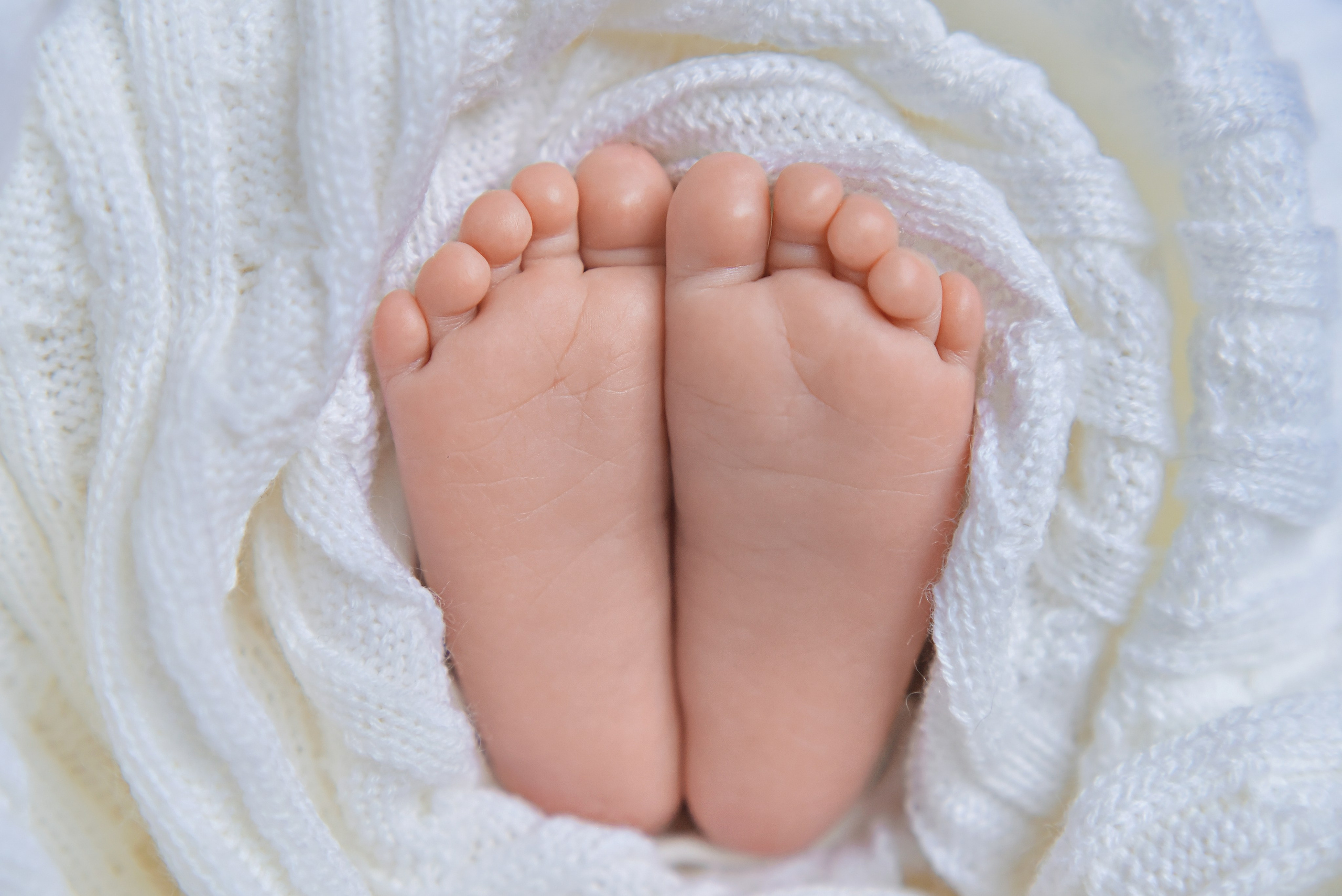 Макро кадры. Елена Комиссарова-фотограф новорожденных в г. Иваново