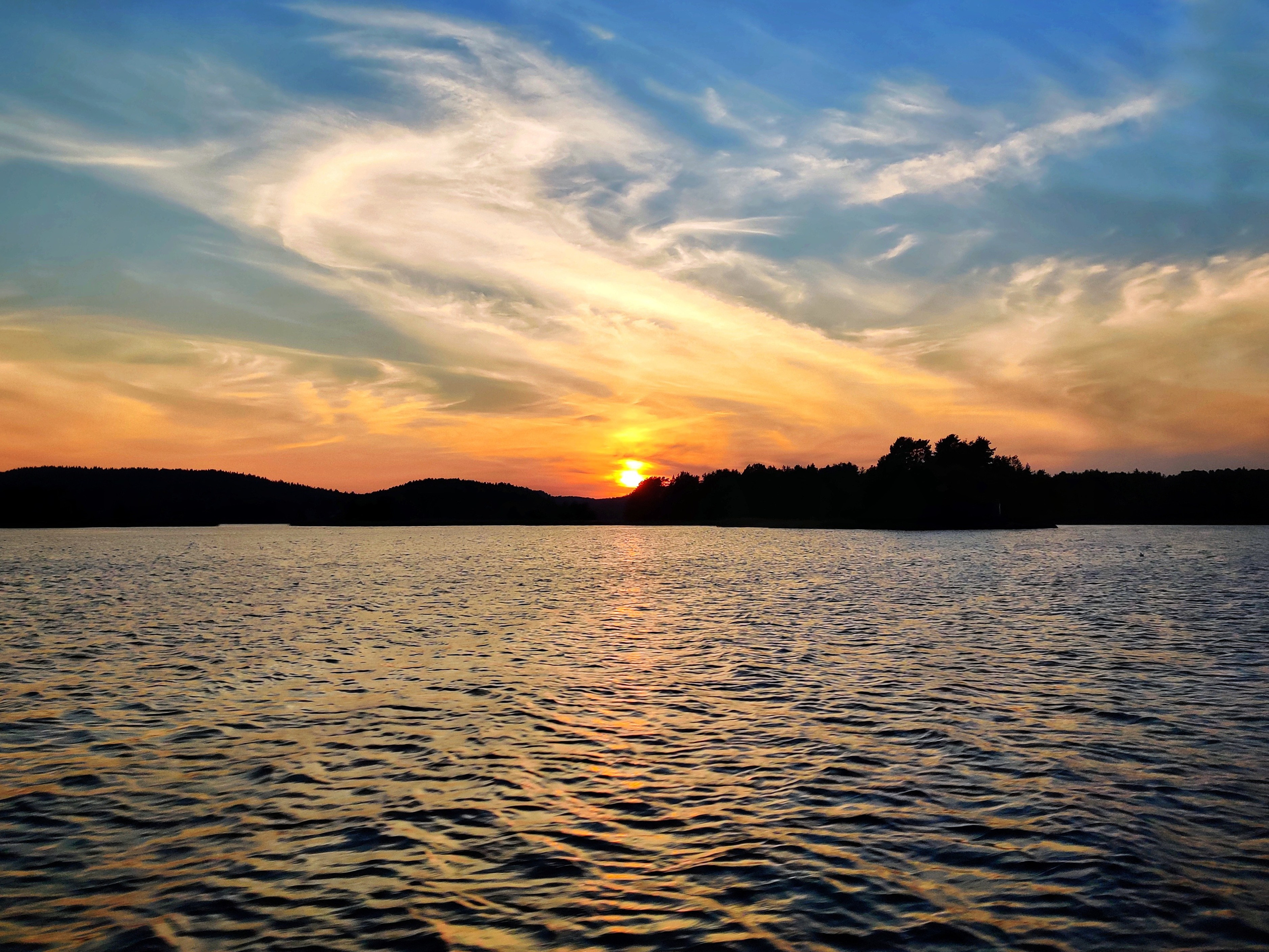 Путешествие по Карелии: Ладожские шхеры, закаты и дикая природа | Летние фото в августе