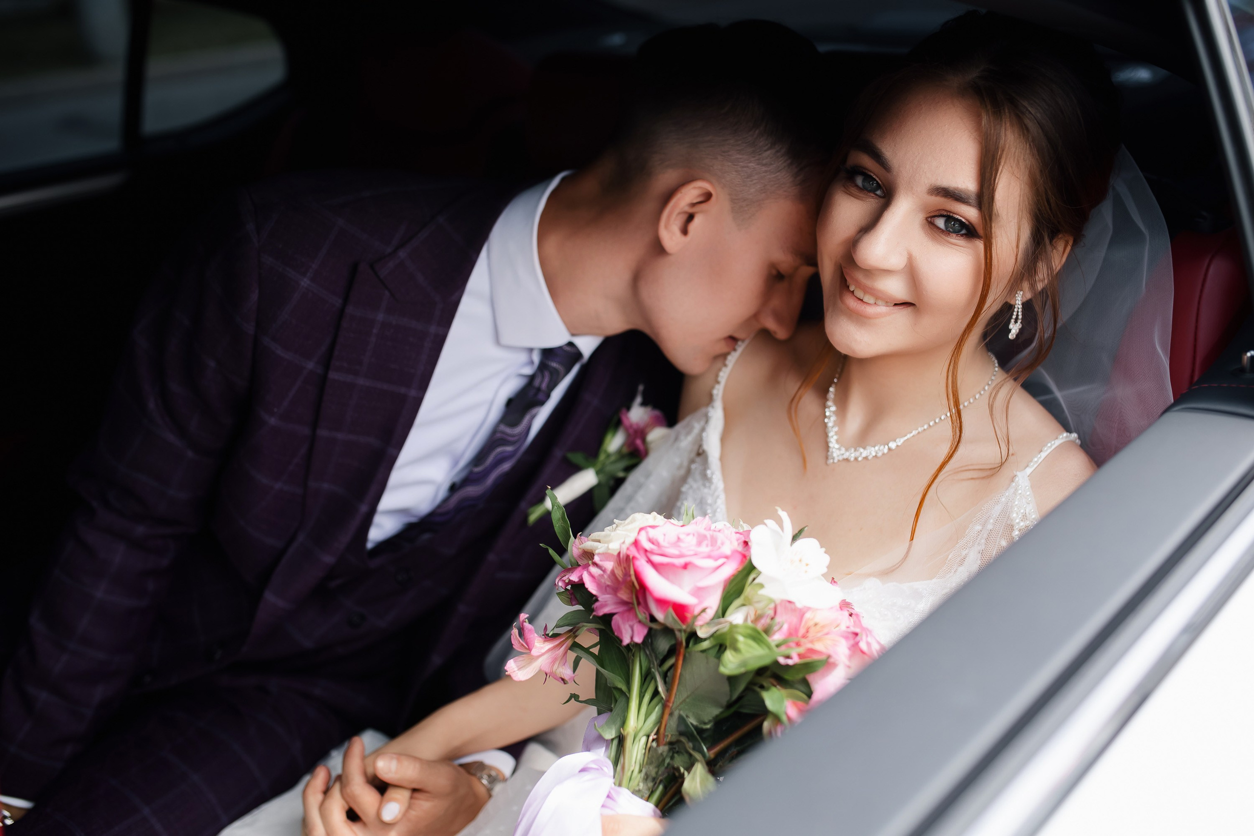 Ксения и Максим. Сборы Sopka. Прогулка по городу. Свадебный фотограф в Хабаровске