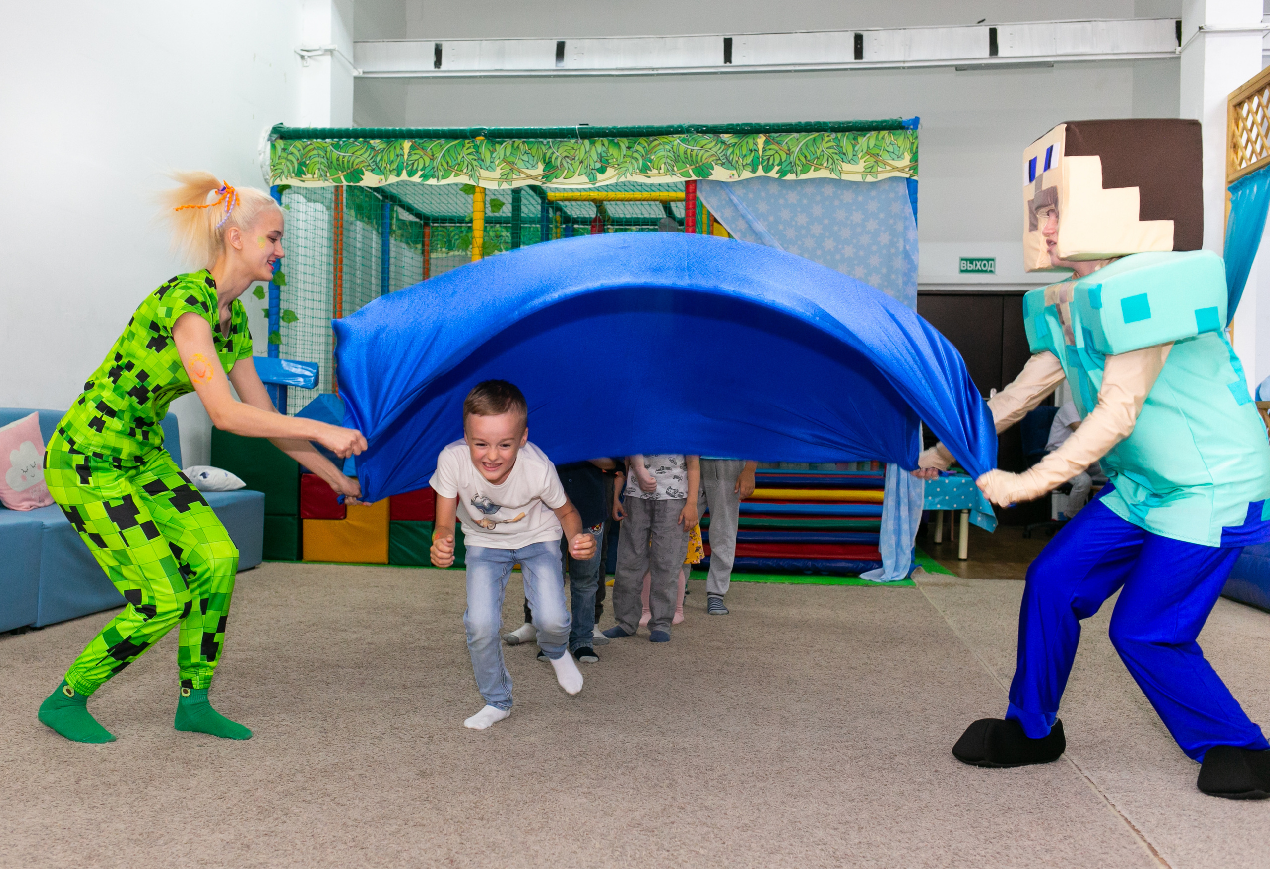 Праздники. Фотограф новорожденных и семейный фотограф НСО г. Бердск Марина Львова