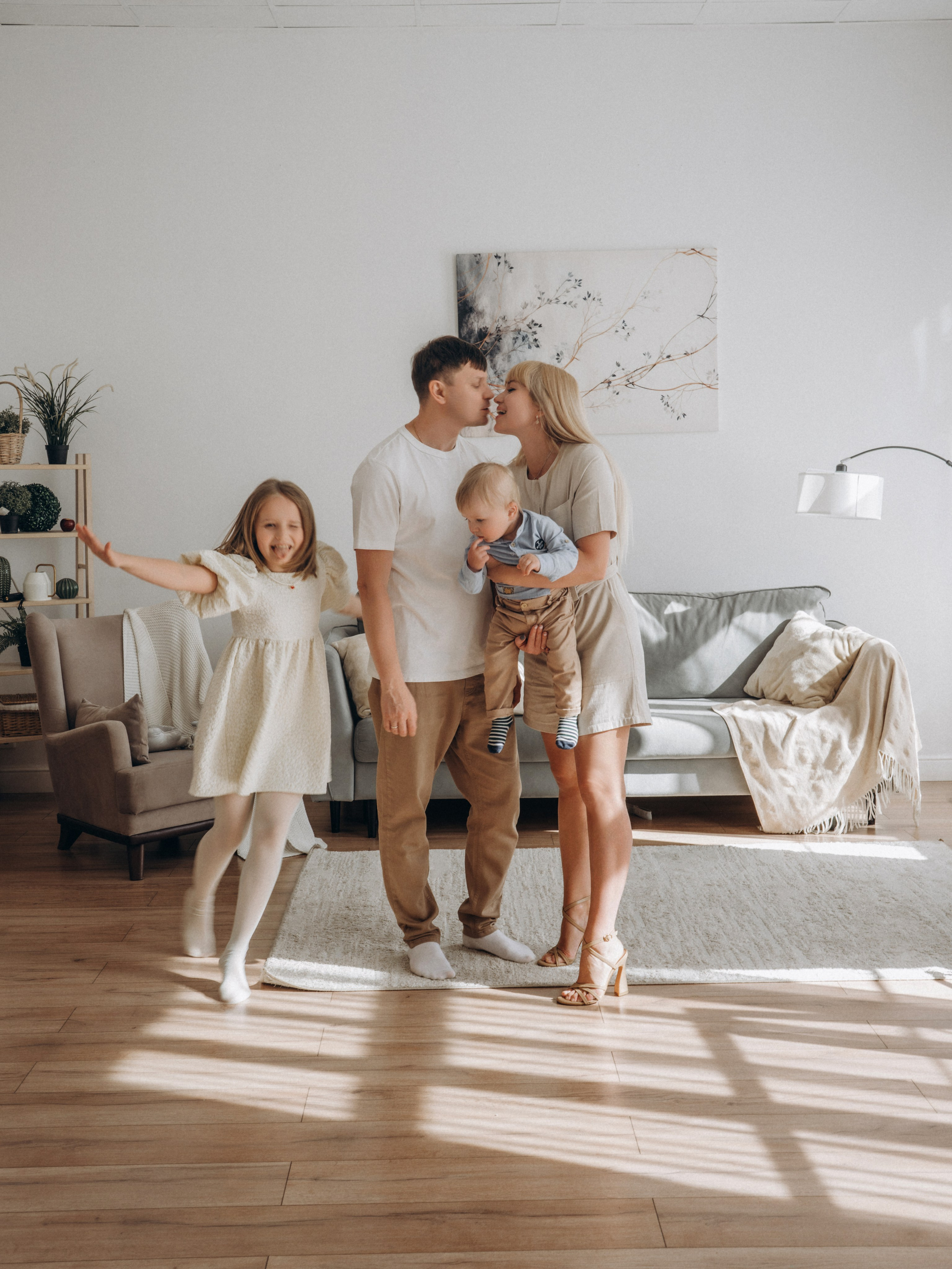 Family Varichevi. Photographer Olga Rubtsova in the UAE and Russia