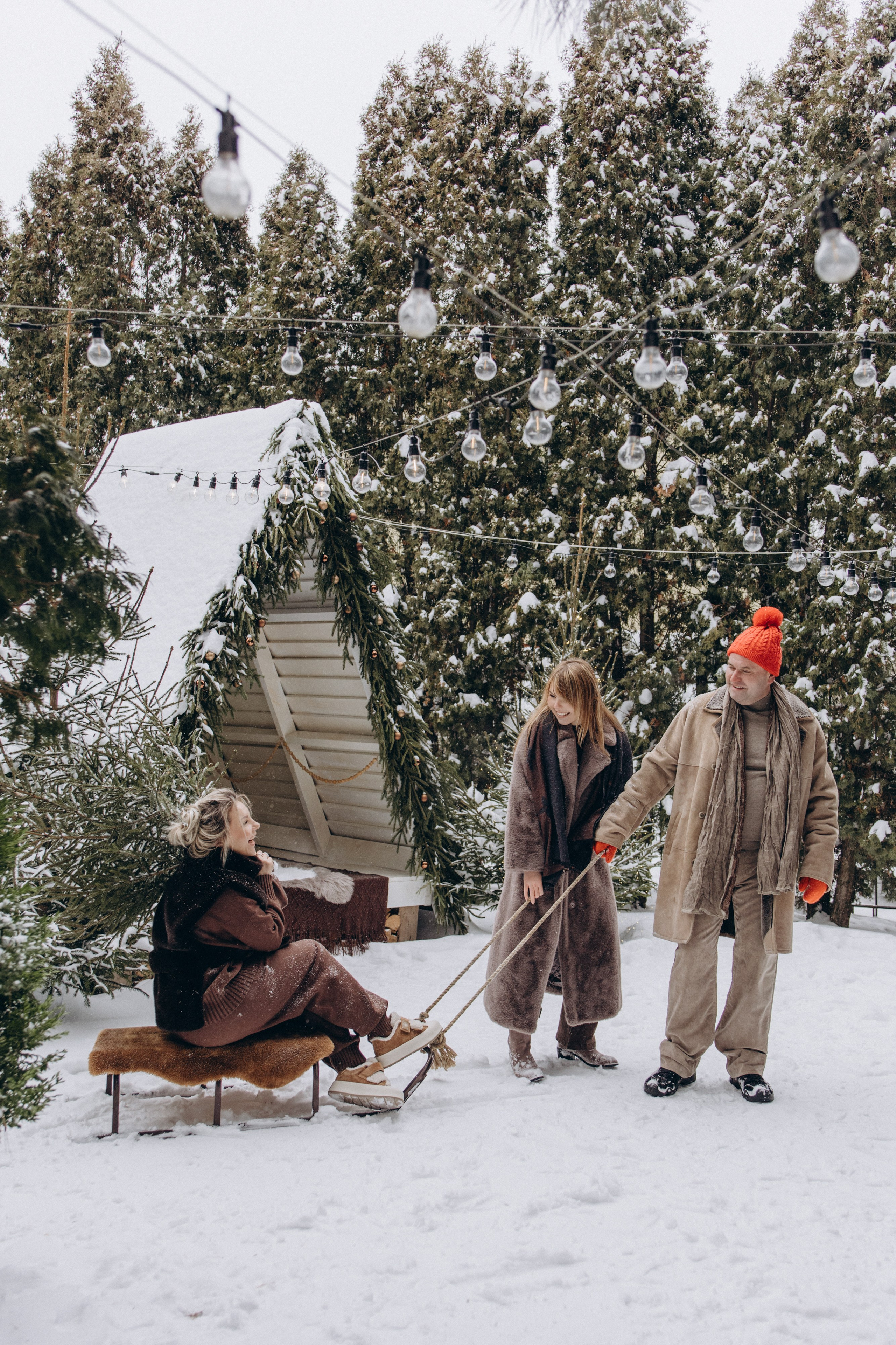 Кристина, Слава, Злата