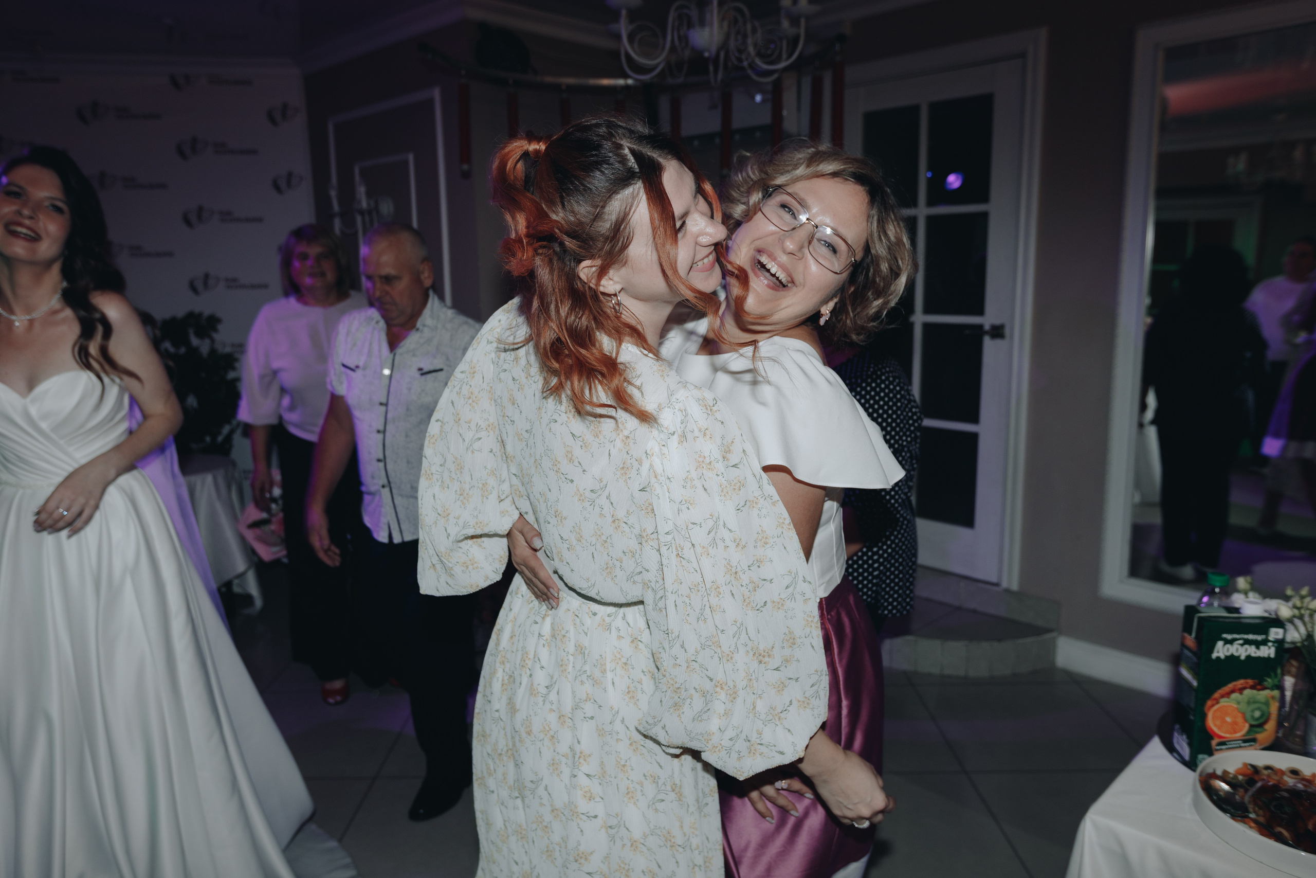 В+И. Свадебный семейный фотограф и видеограф Гомель Минск Беларусь Европа