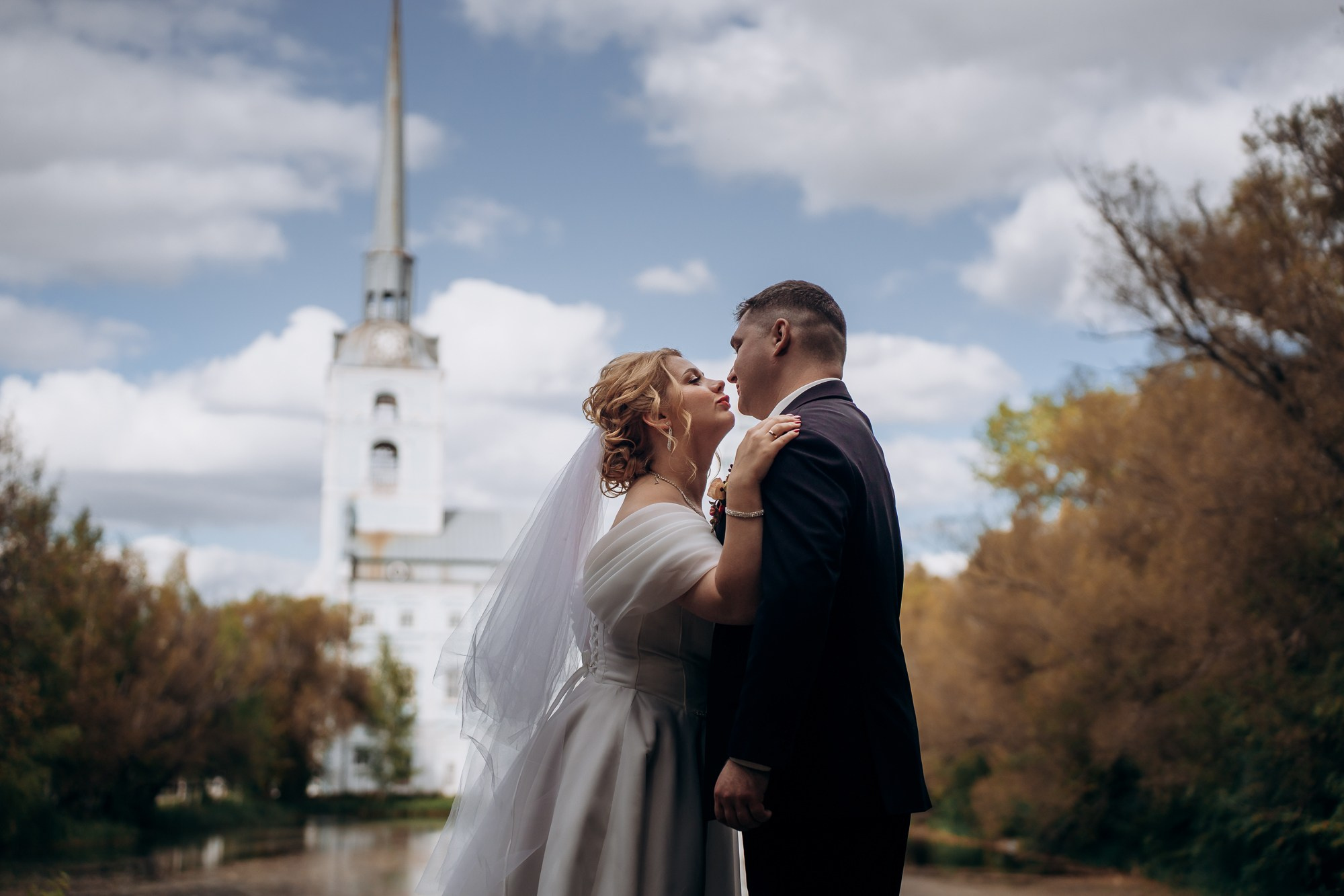 Свадебная осенняя фотосессия. Свадебный и репортажный фотограф в Ярославле Евгений Сальников