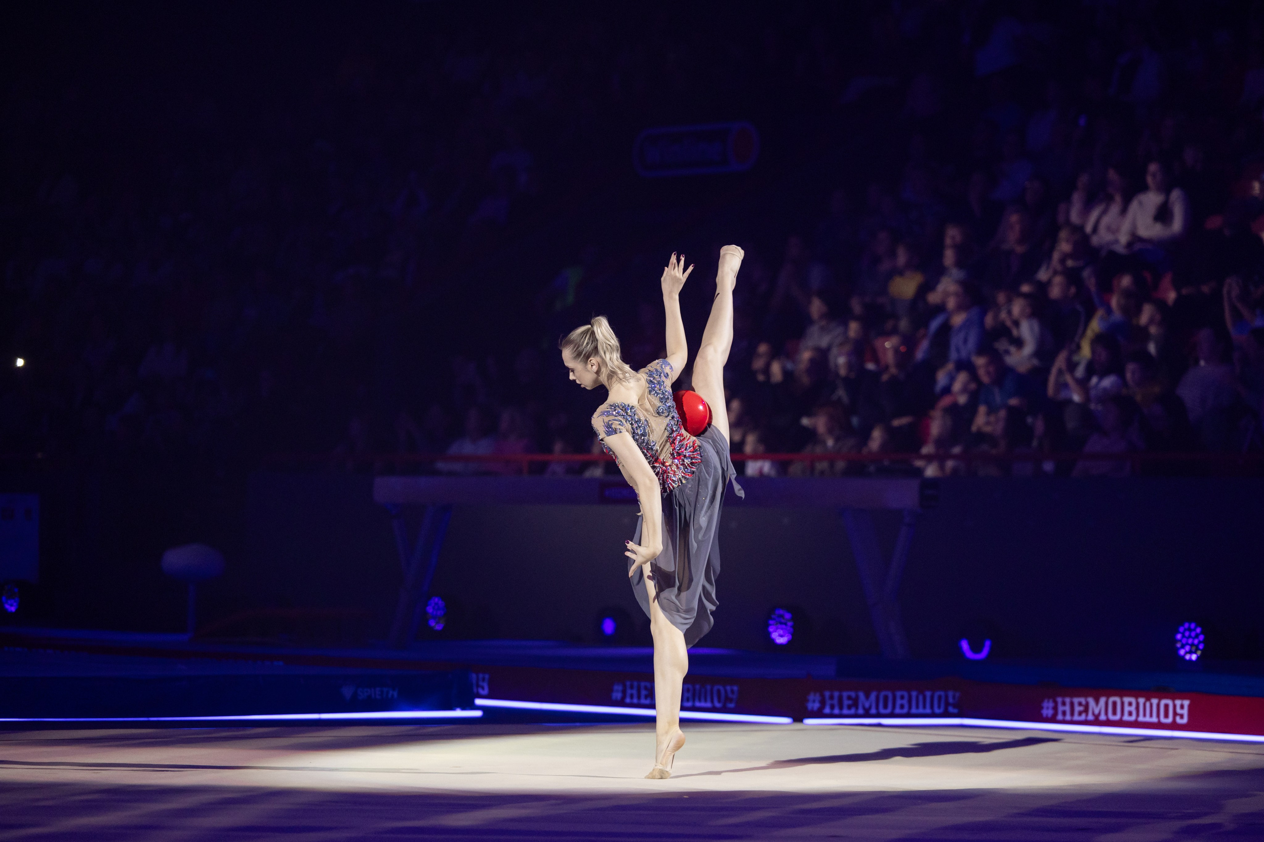 Шоу Алексея Немова «Легенды спорта». Спортивный репортажный фотограф Казань Нафис Сиразетдинов