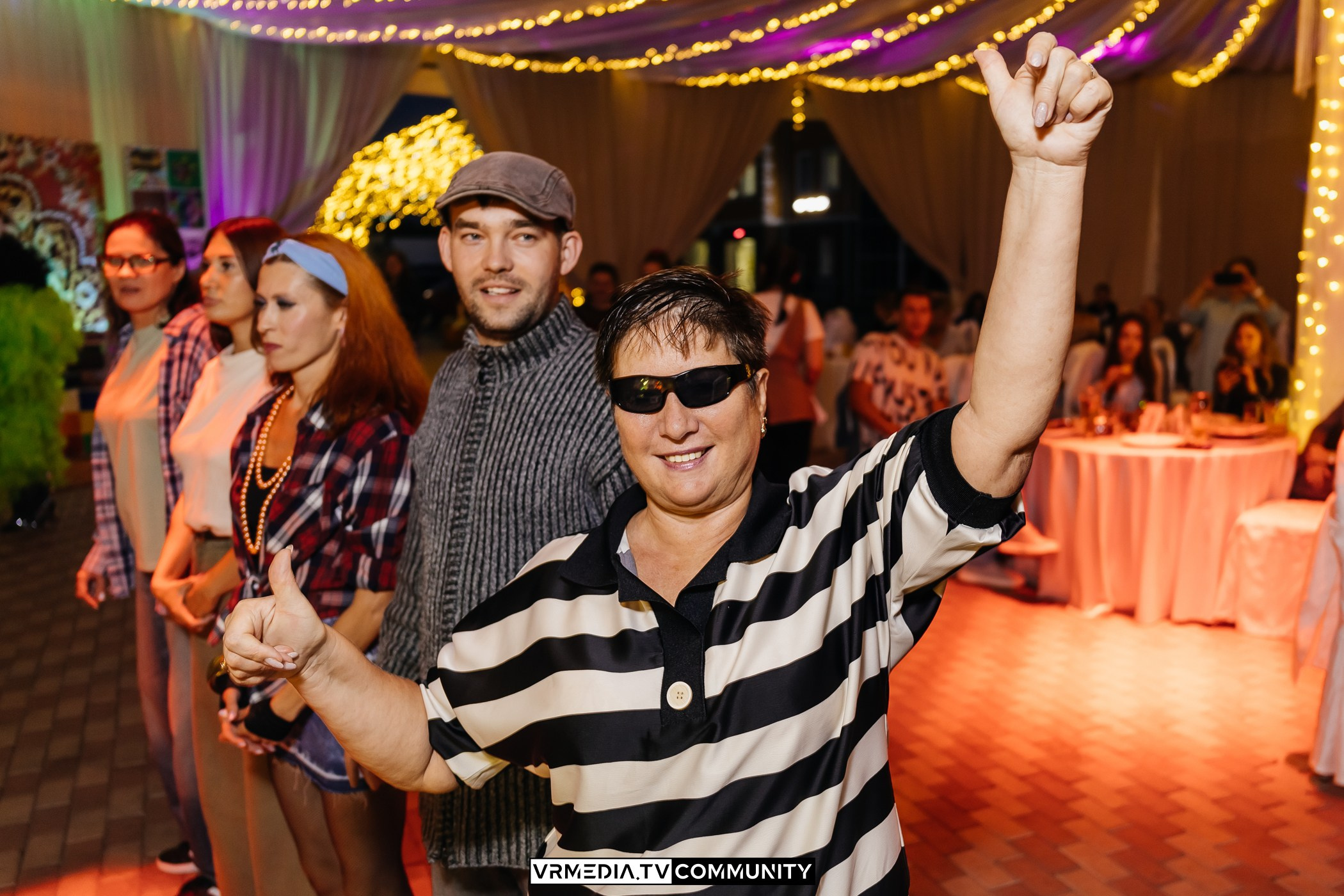 Ресторан «Империя»: Вечеринка 90-х