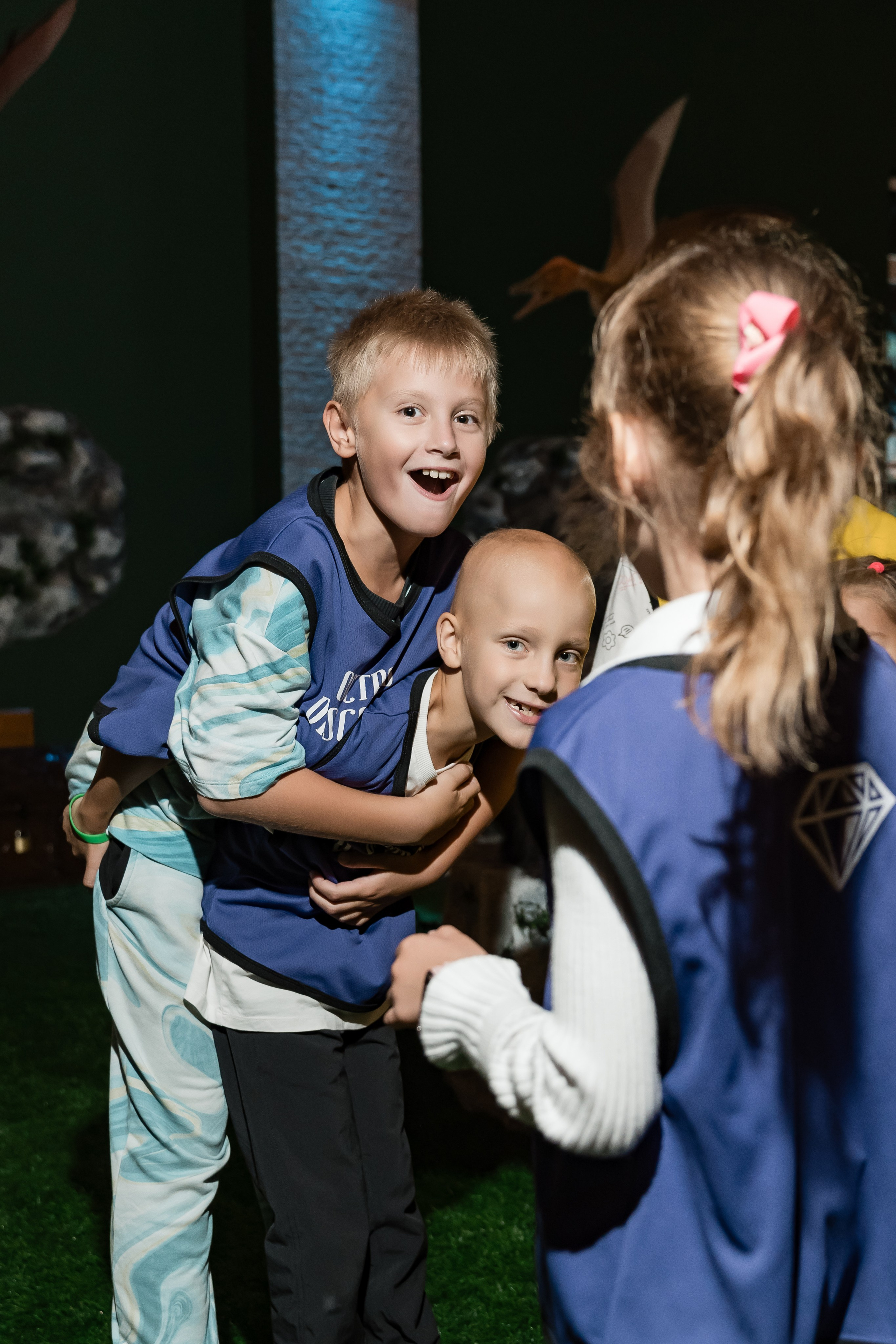 С Днем Рождения, Гена! Остров Discovery