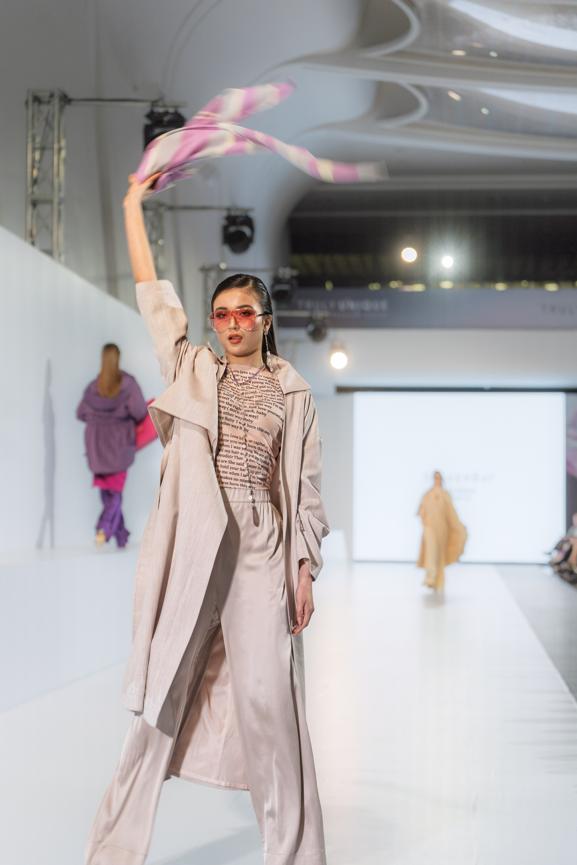 Shakerbay Vita Nova. Сайт Алматинского НЮ АРТ, будуар и фэшн фотографа Дениса Карпенко