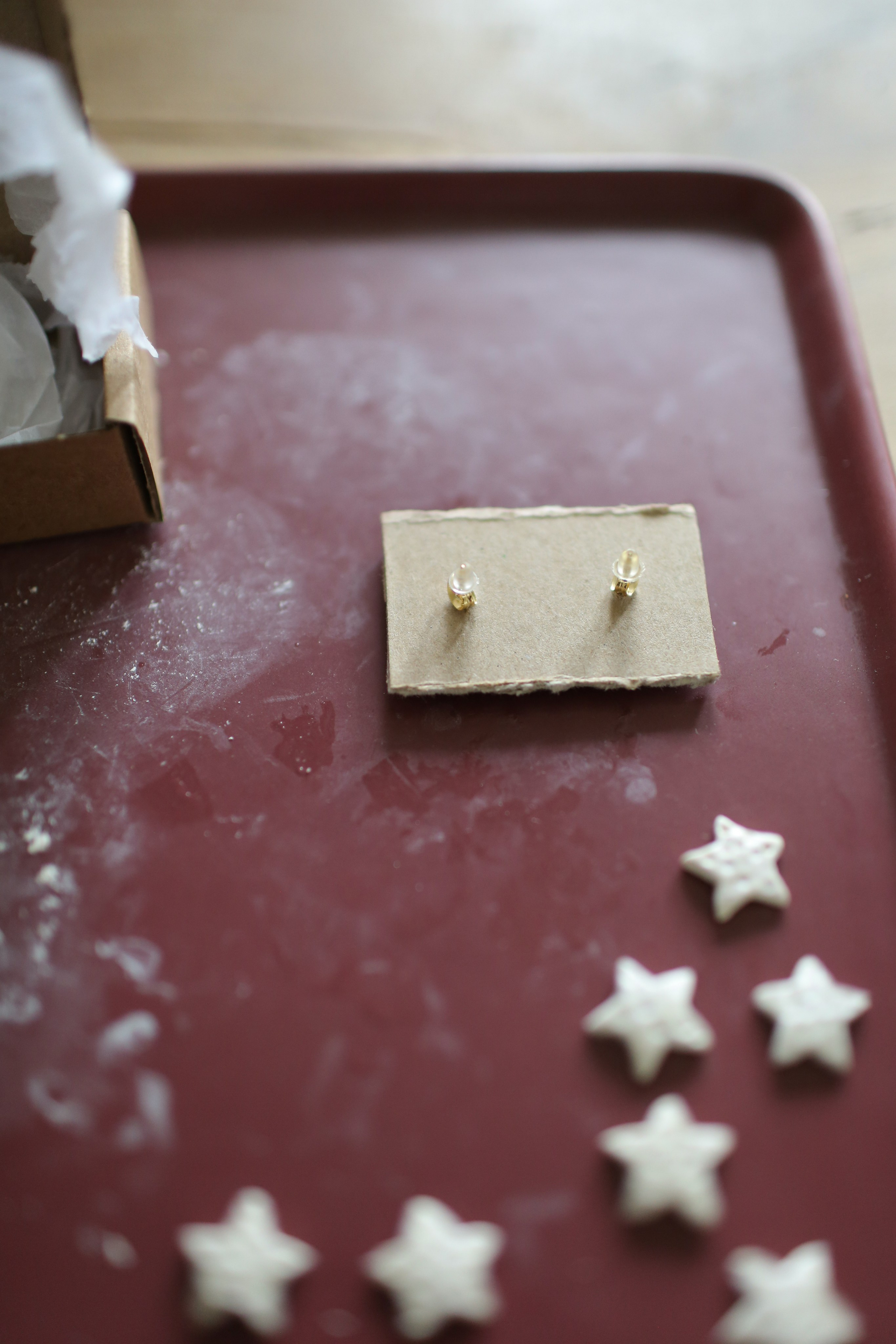 Серьги «Сахарные звёзды». Фотограф новорожденных , семейный и  детский фотограф в Пскове Иванова