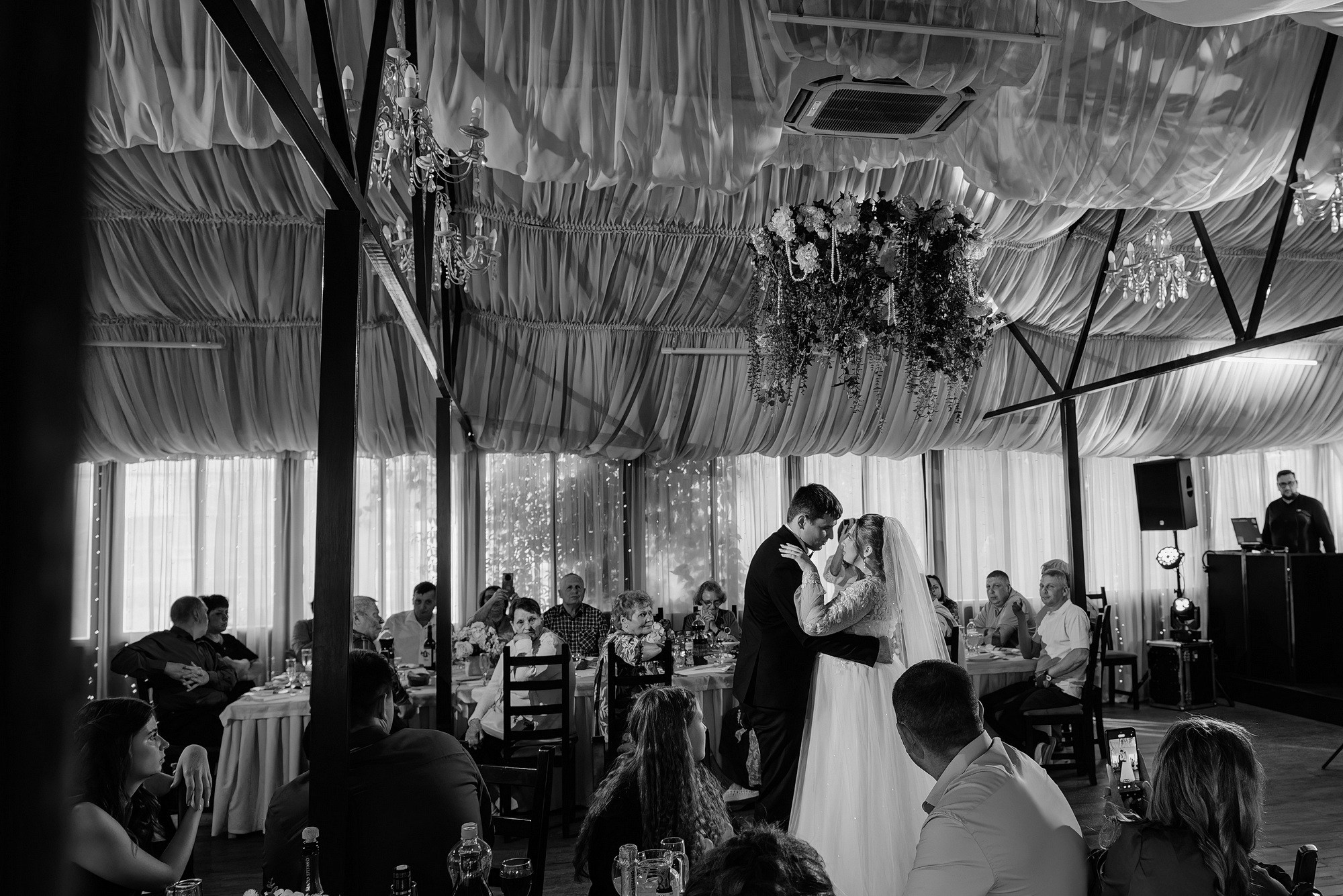 Валерия и Максим. Свадебный и репортажный фотограф Никита Сницарев в Барнауле