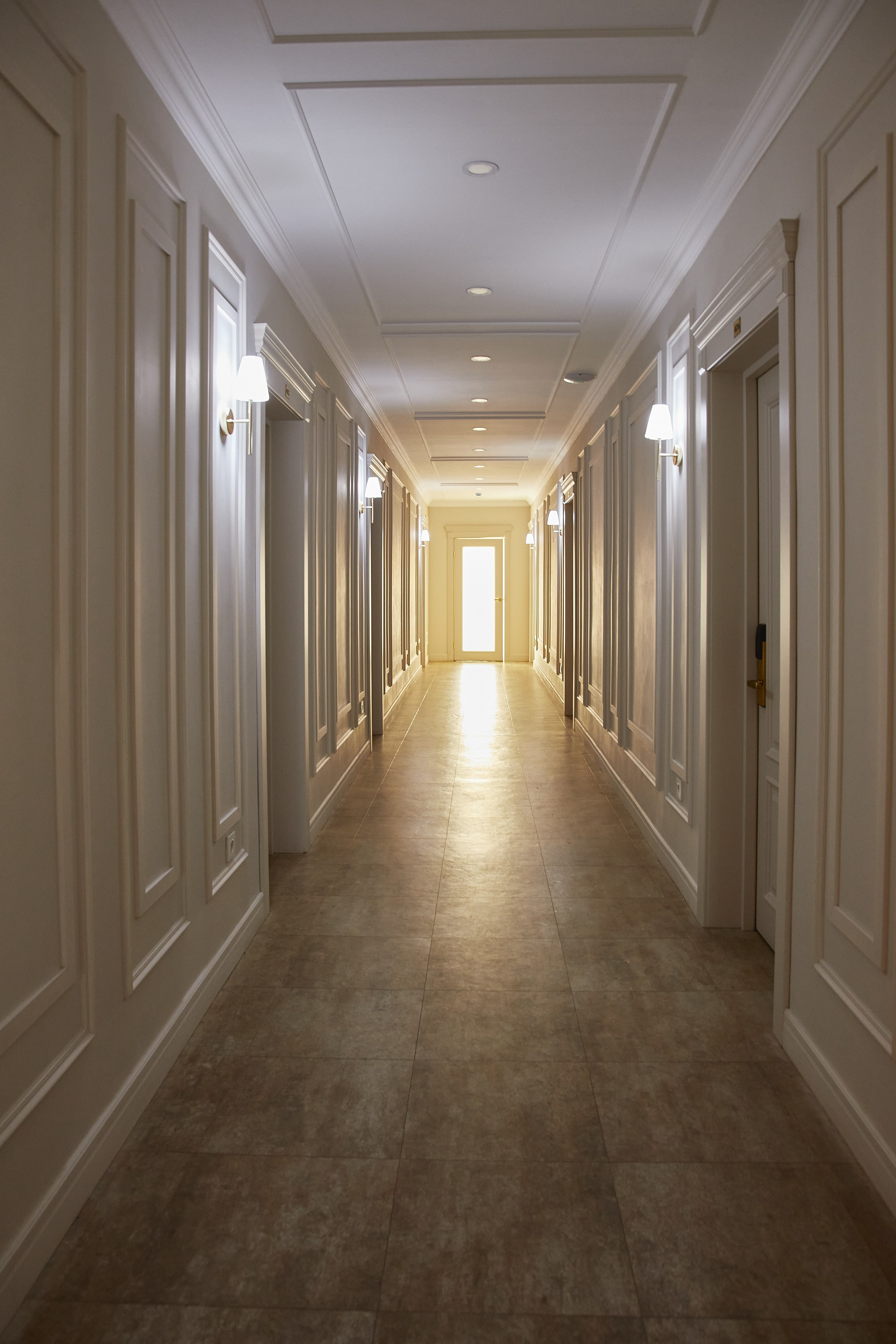 Фотосъёмка офисного помещения, съемка новостройки, фотограф квартир в новостройках, фотограф для съёмки спортивного комплекса, съёмка помещений в Волгоградской области, фотосъёмка для продажи дома.