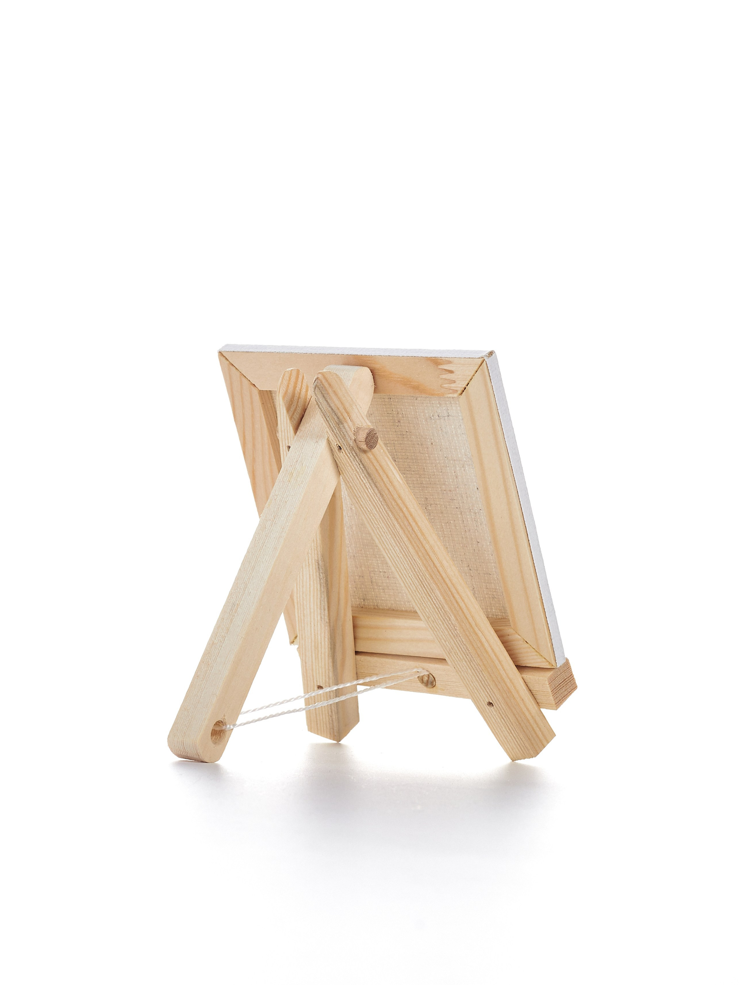 Минимольберт с холстом. Уютная студия предметной съемки для маркетплейсов в городе Москва