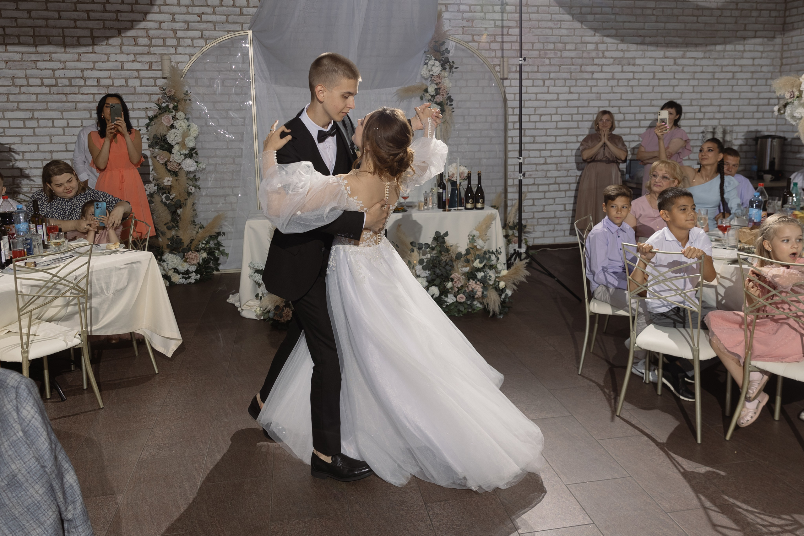 Павел и Елизавета. Свадебный фотограф Курск Максим Ноздрачев