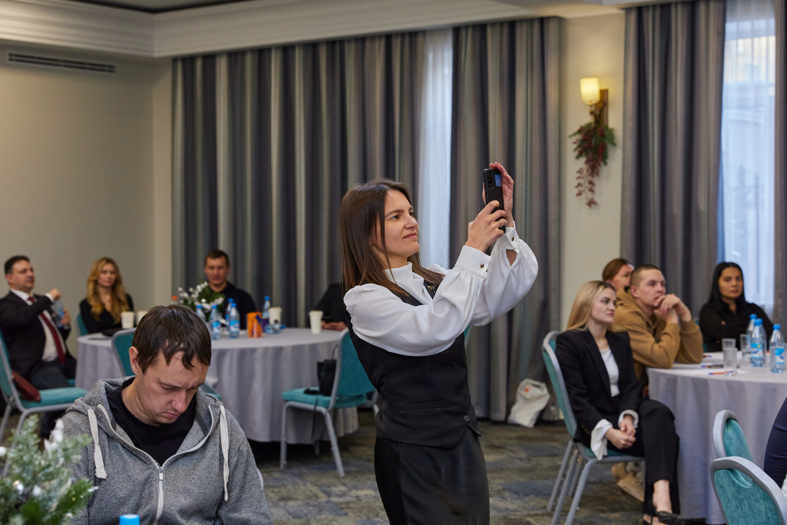 CryptoConnect «Навыки человека будущего». Контент-фотограф в Абакане Наталья Нагибина