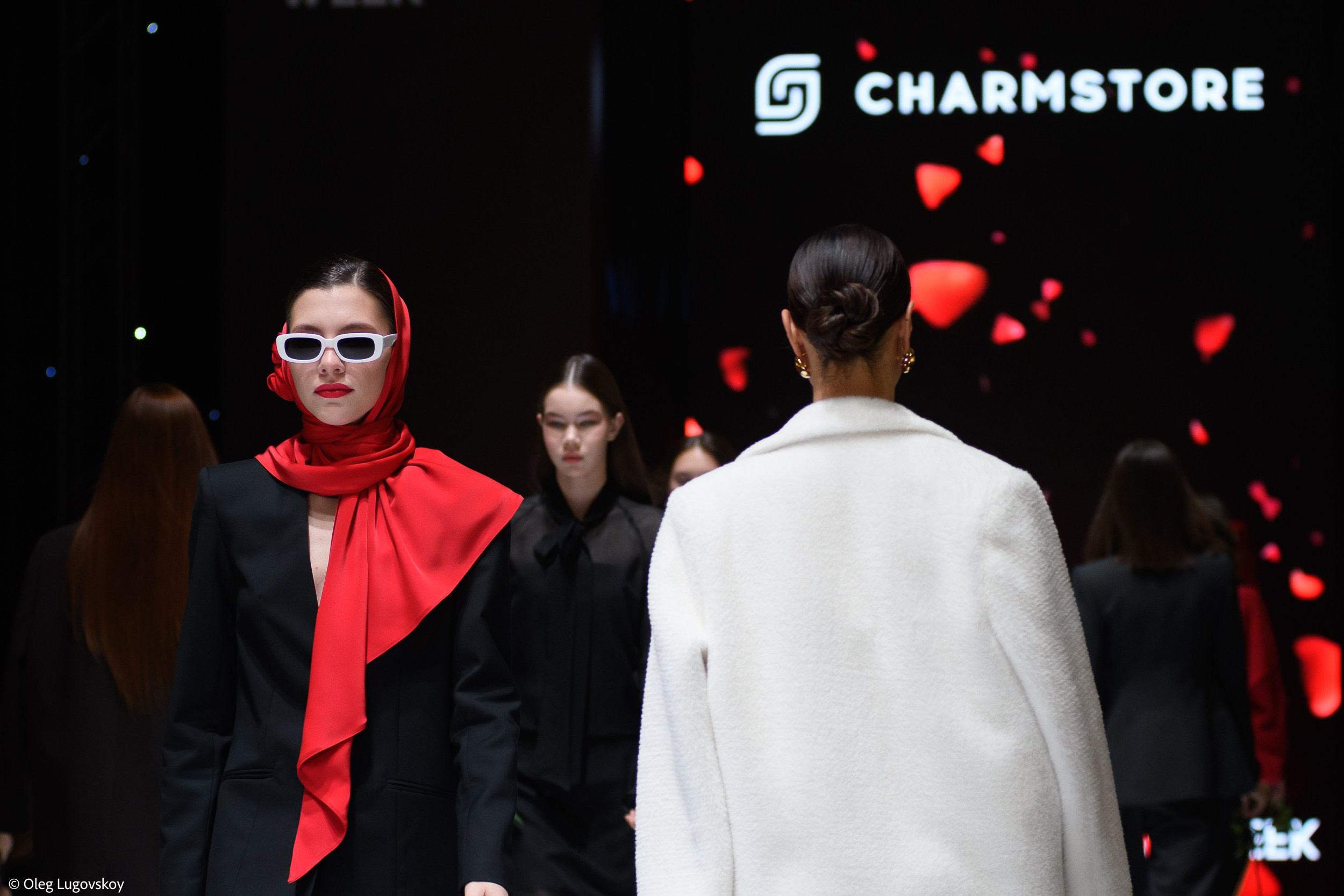 Sokol Fashion Week 2024. Kirillova Studio — мастерская декора и событий Юли Кирилловой