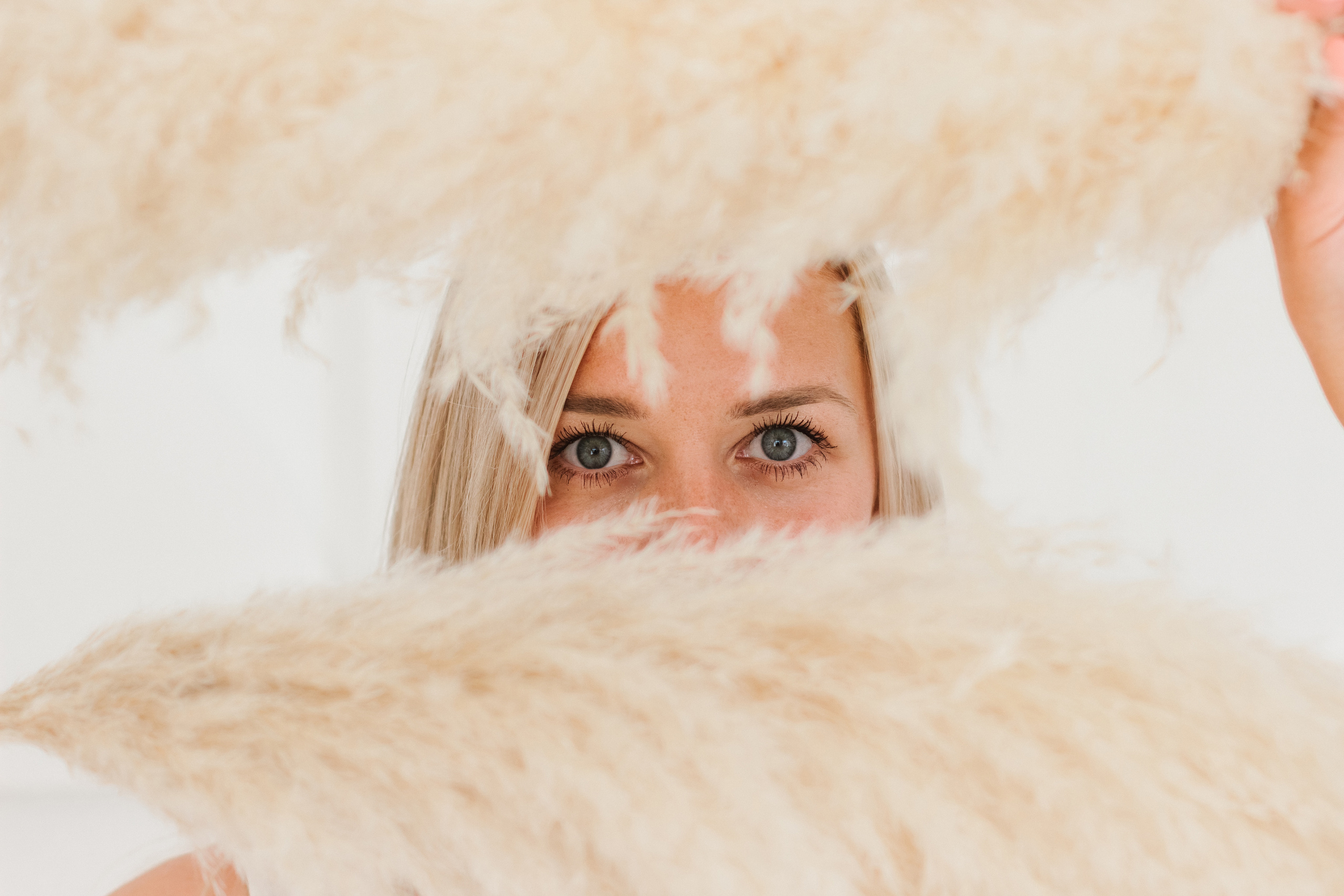 Контентная фотосессия для бьюти-коуча. Контентный фотограф в Перми Натали Кытманова