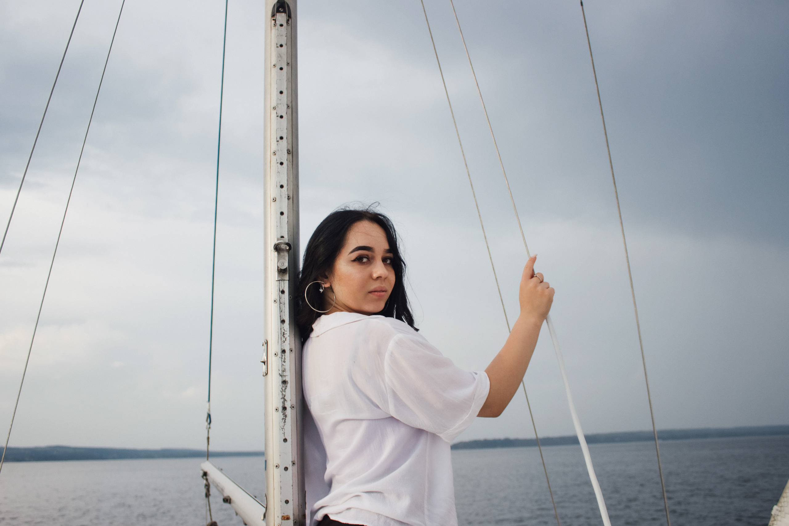 Фотосессия на яхте. Контентный фотограф в Перми Натали Кытманова