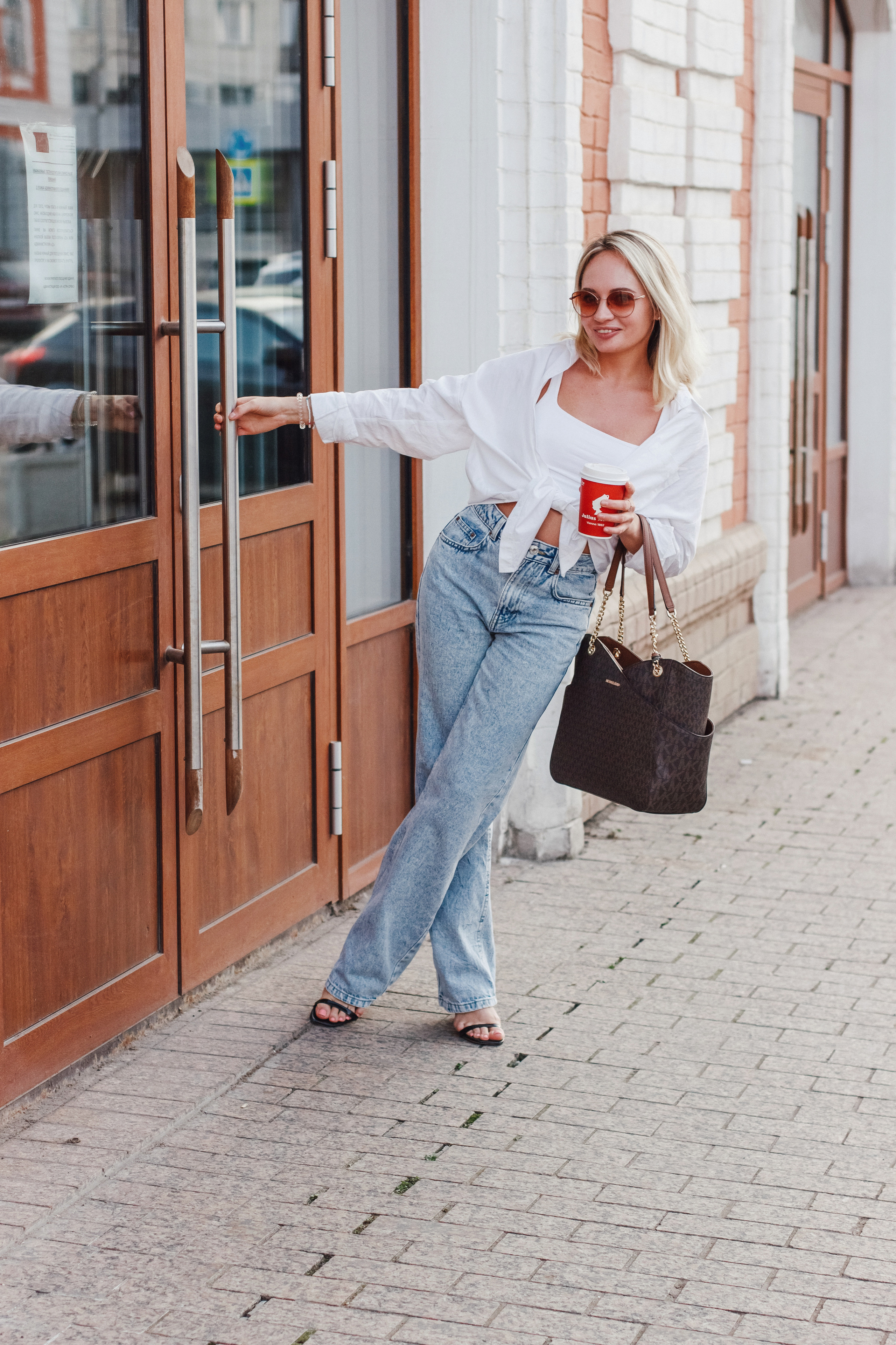 Фотопрогулка в городе. Контентный фотограф в Перми Натали Кытманова