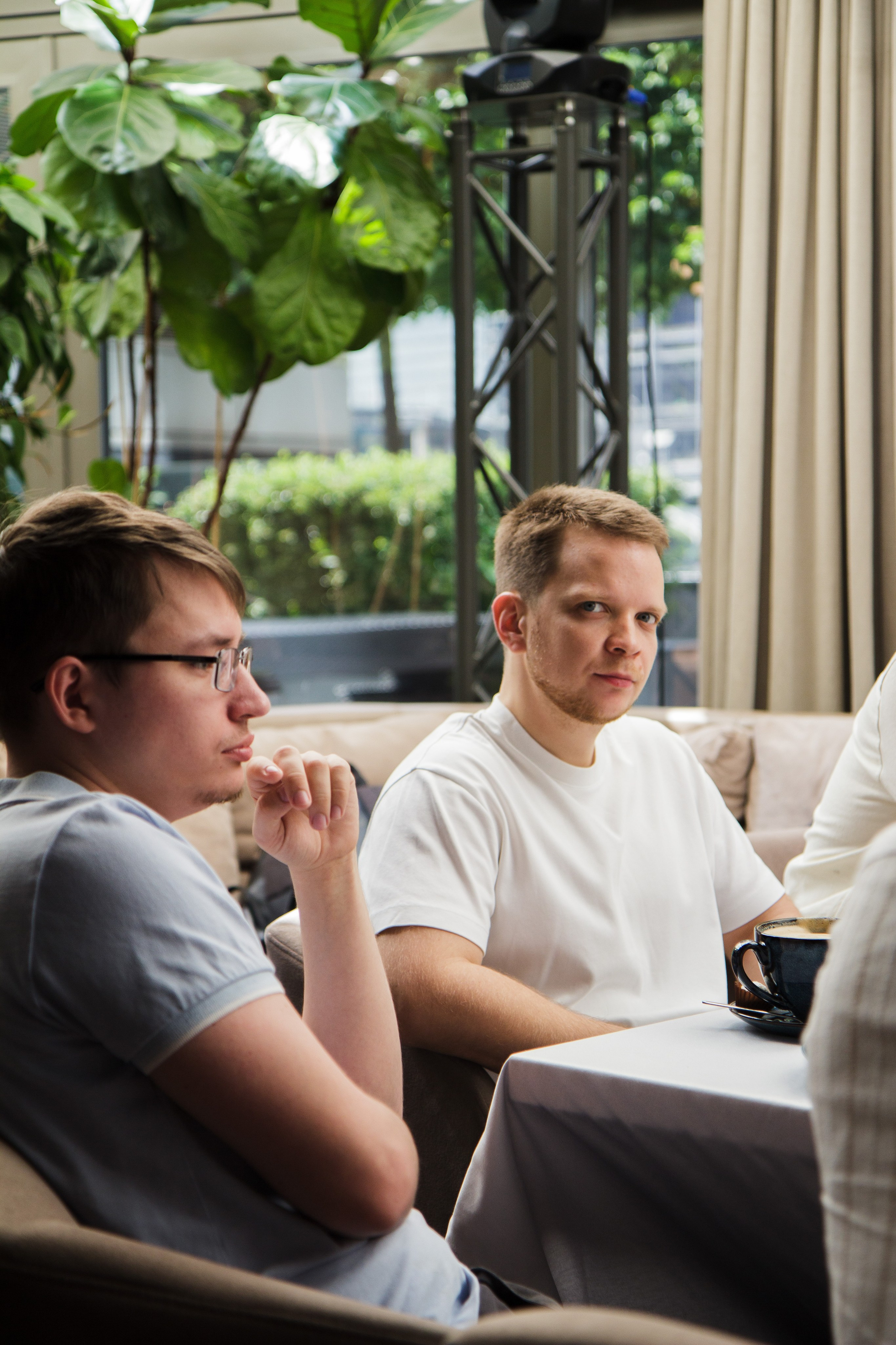 Бизнес-завтрак Германа Гаврилова. Фотограф Москва — личные фотосессии, лавстори в студии