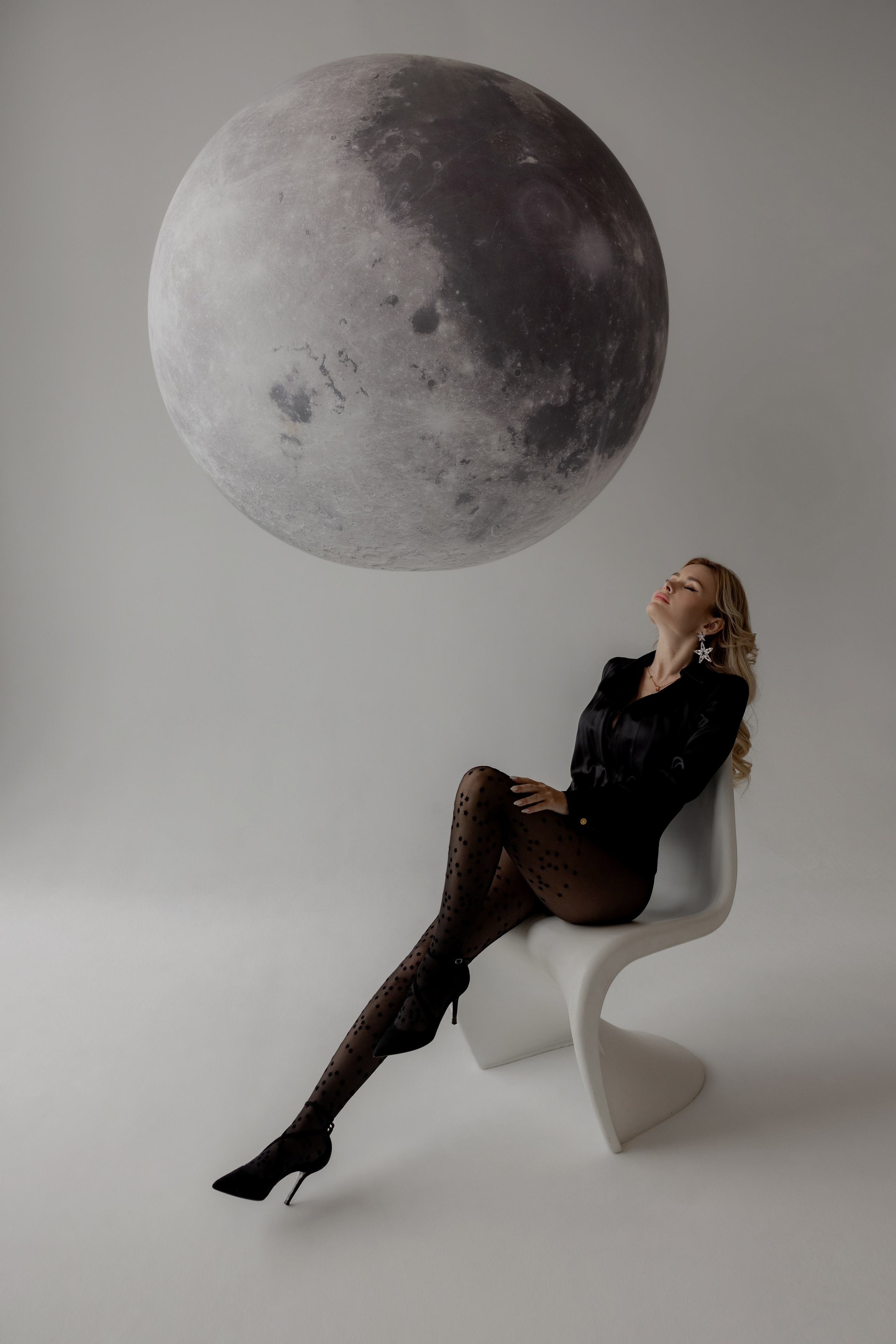 Фотоссеия для астролога. Женский и контент фотограф в Москве. Алла Поломарь