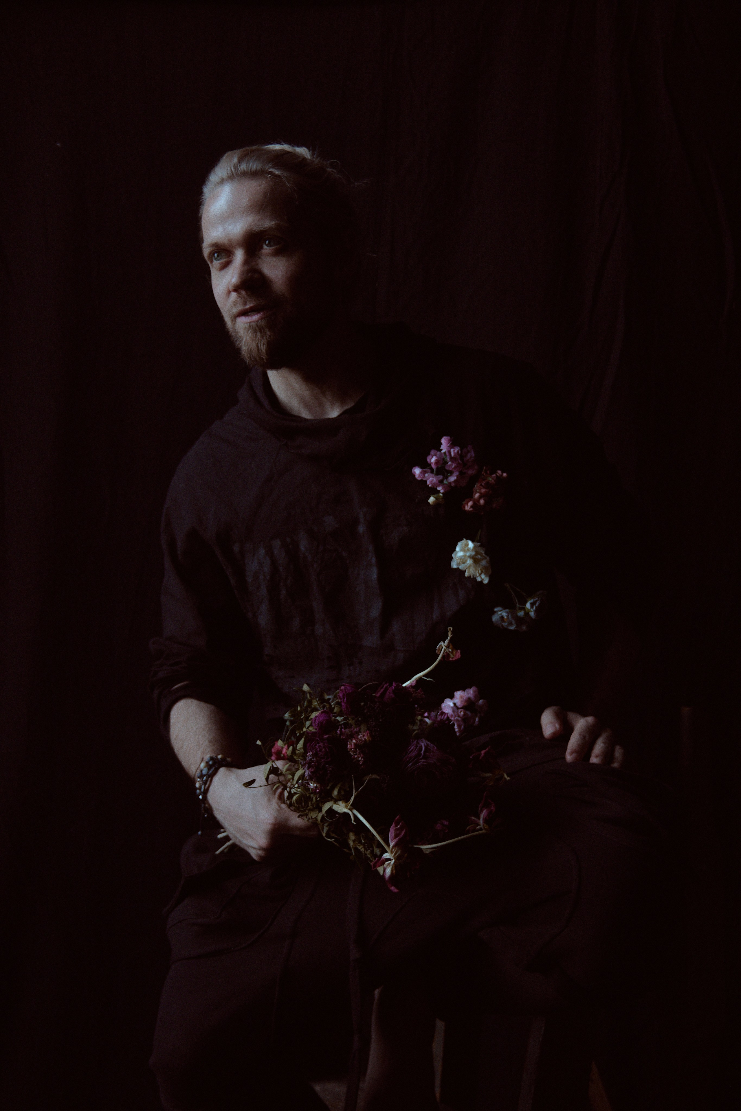 Группа Kohl. Обложка для трека. Фотограф лавстори Москва/МО Приятелева Ангелина