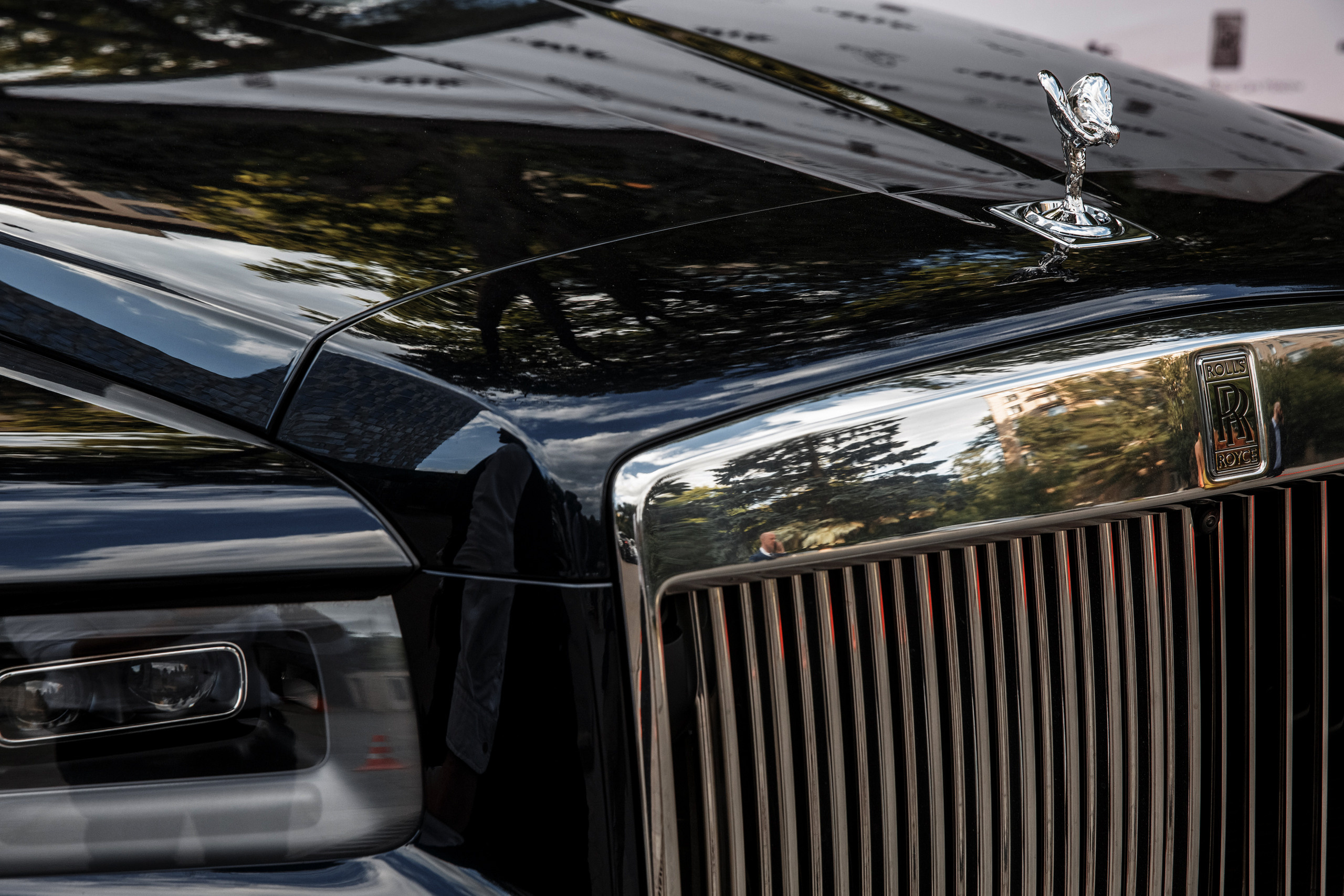 Gala Dinner Rolls-Royce. Anton Prokopenkov Wedding and Portrait Photographer