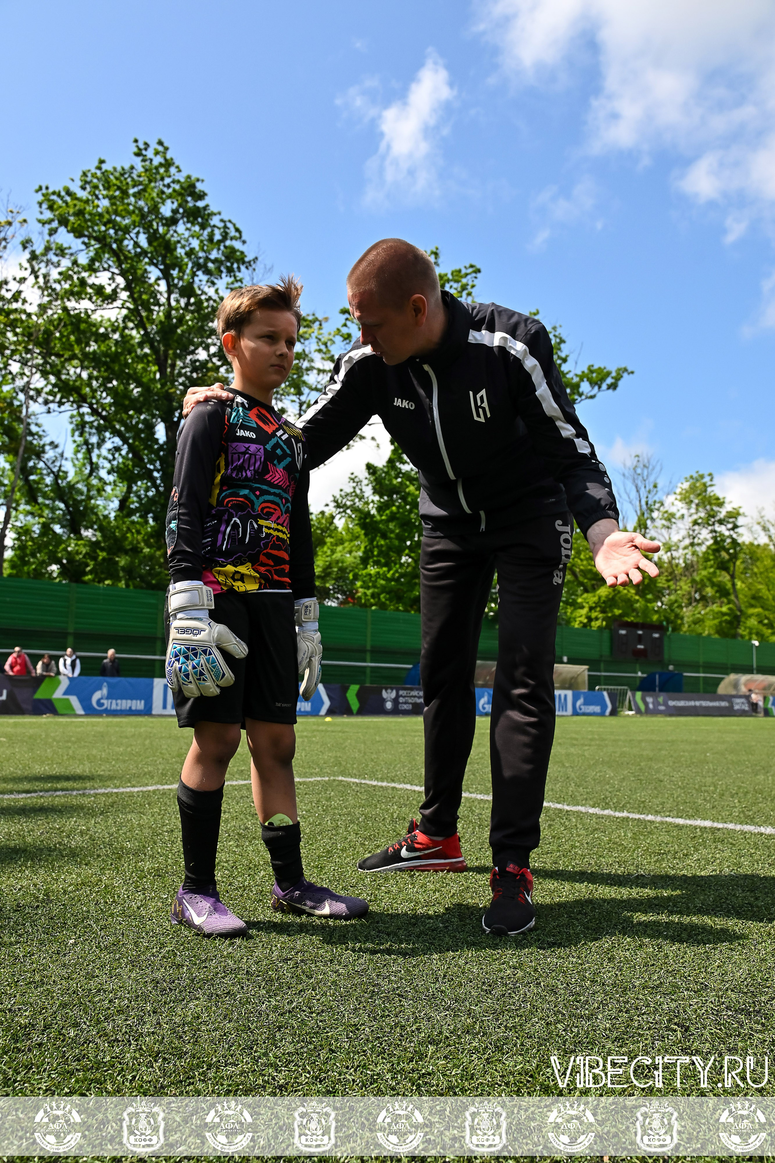 Большие Звезды светят Малым. VIBECITY.RU Вайб Сити Ру Фоторепортажи Фотоотчеты Калининград