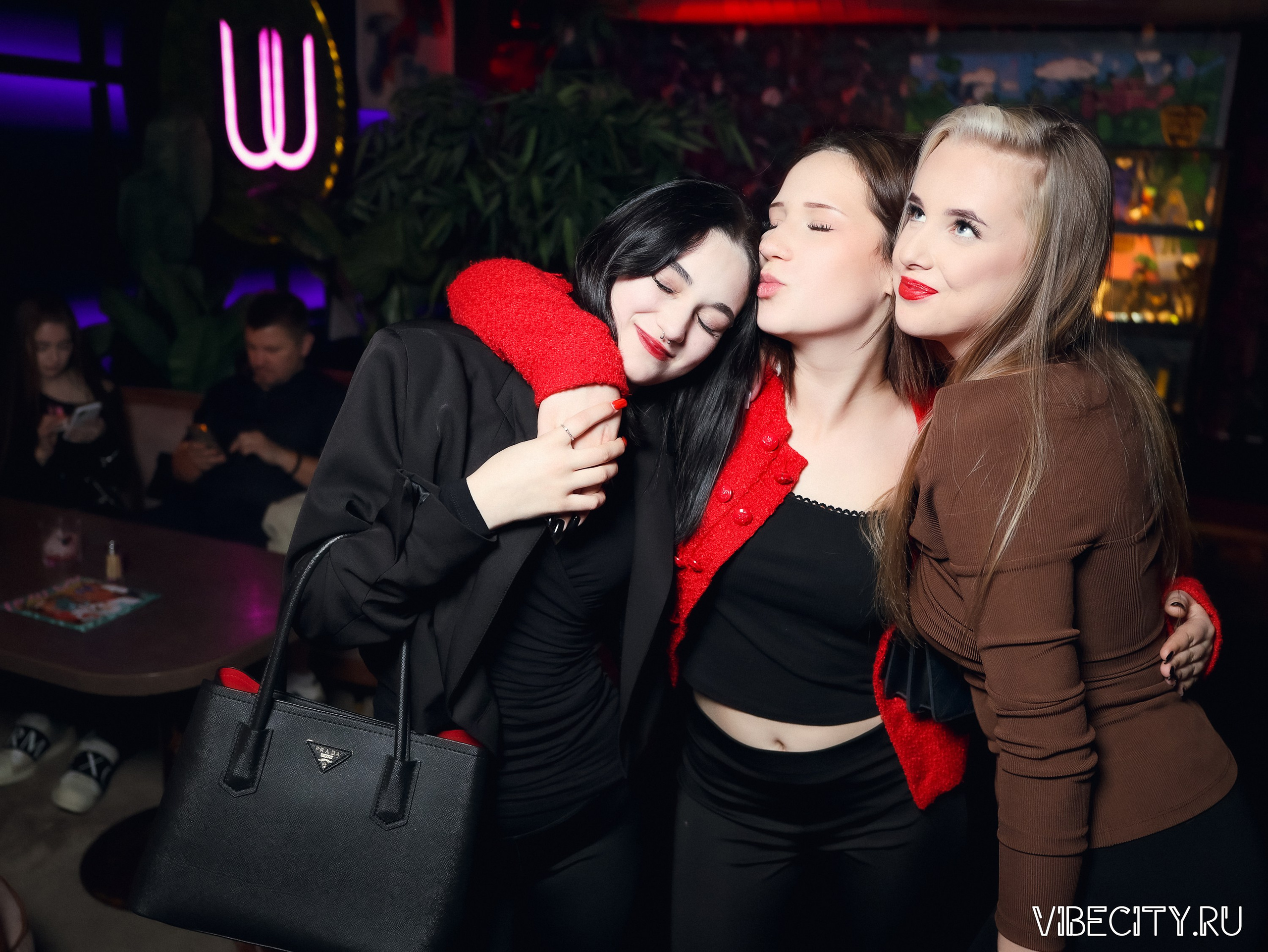 DOUBLE U. VIBECITY.RU Вайб Сити Ру Фоторепортажи Фотоотчеты Калининград