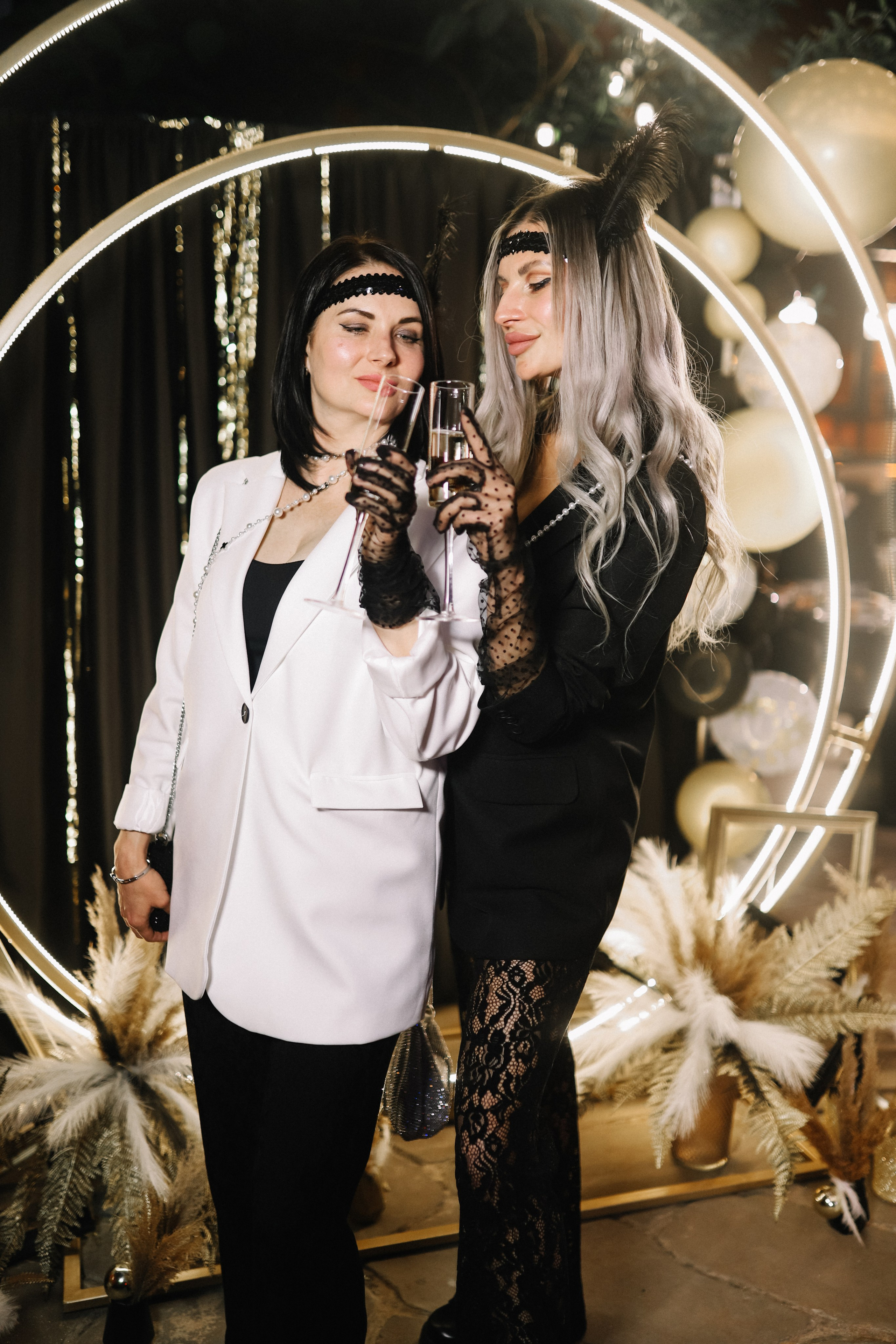 25.Диана и гости