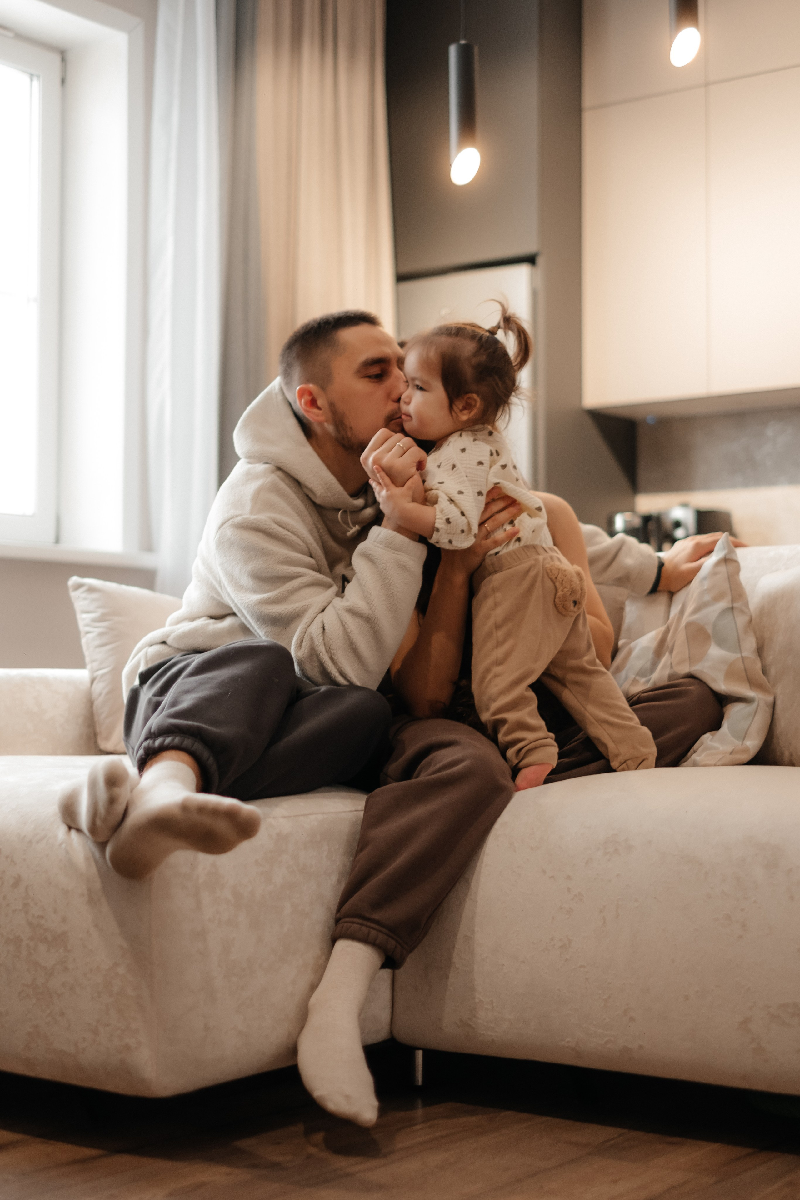 Катя, Саша и Еся | домашняя съемка. Фотограф в Новосибирске Диана Ильиных