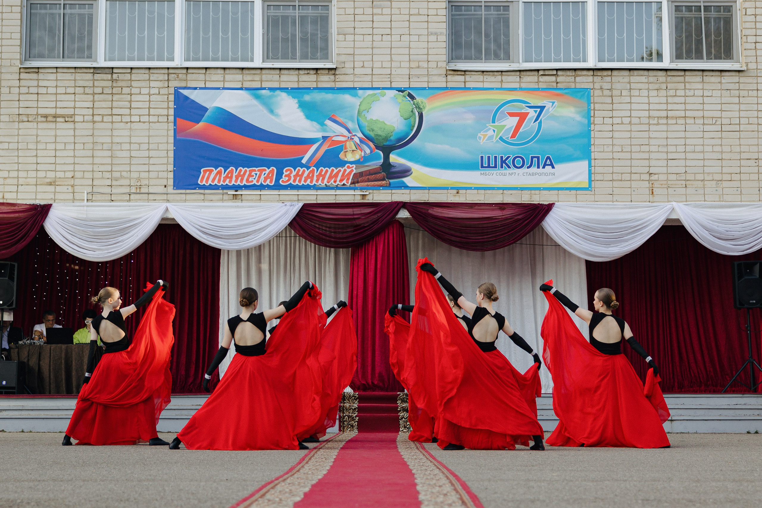 Вручение аттестатов. Свадебный фотограф Роман Еремеев