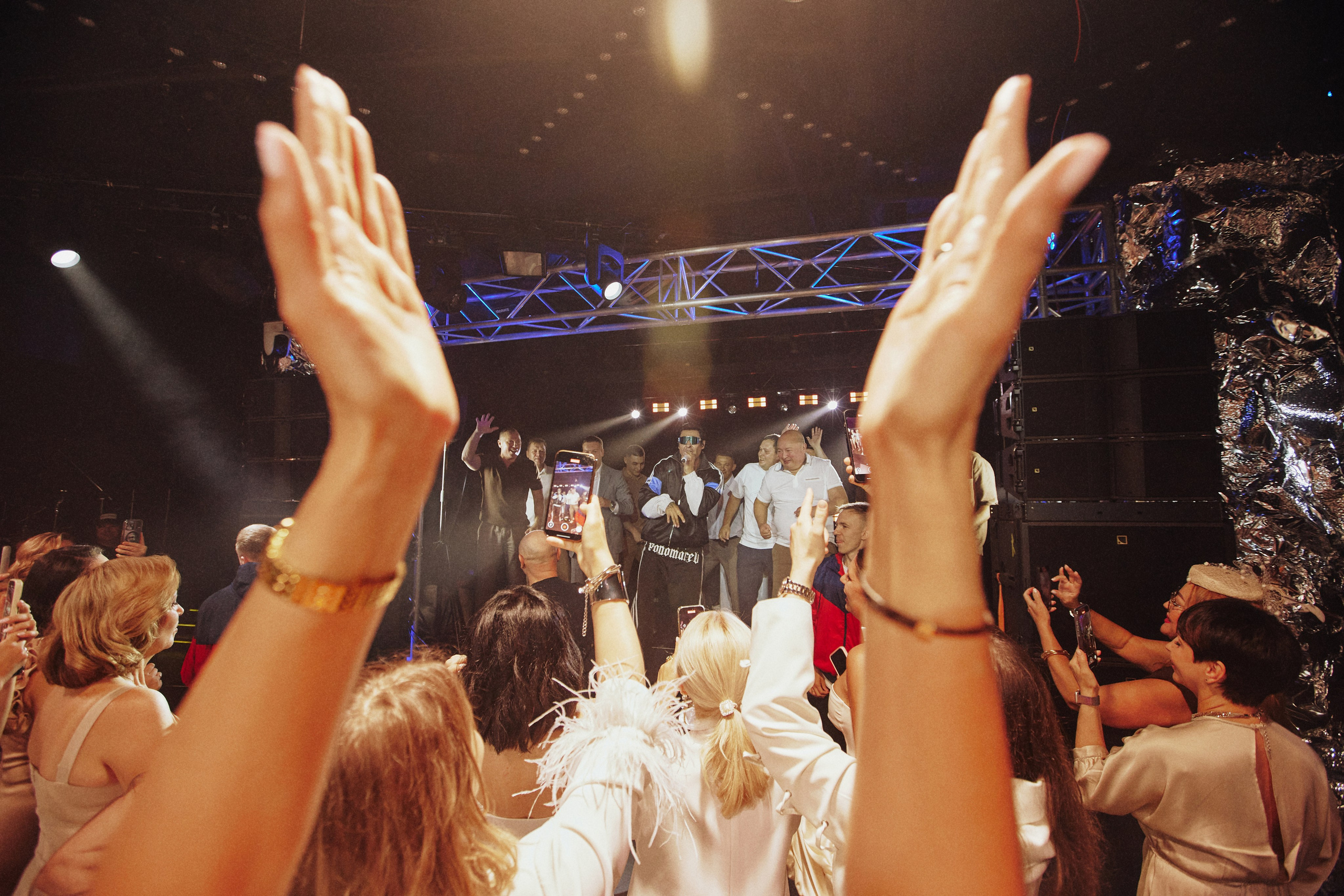 REFLECTIONS: A TRAIL OF FEELINGS. Дмитрий Мазуркевич: Профессиональный Репортажный Фотограф