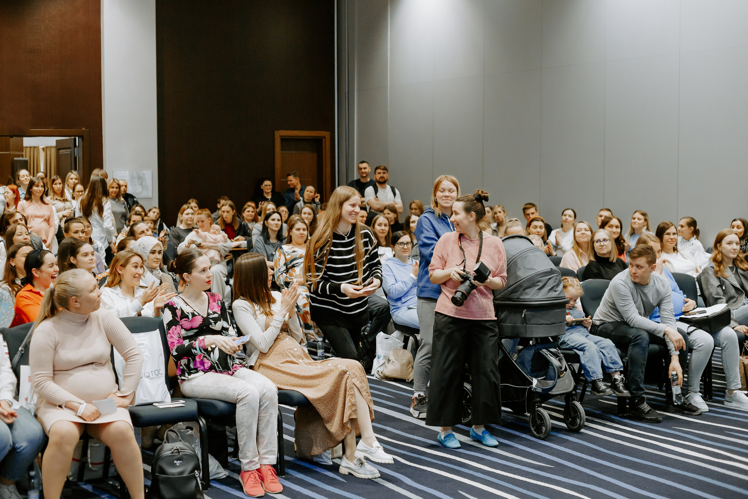Уральский беременный форум 2024. Фотограф в Челябинске Ополихина Анна