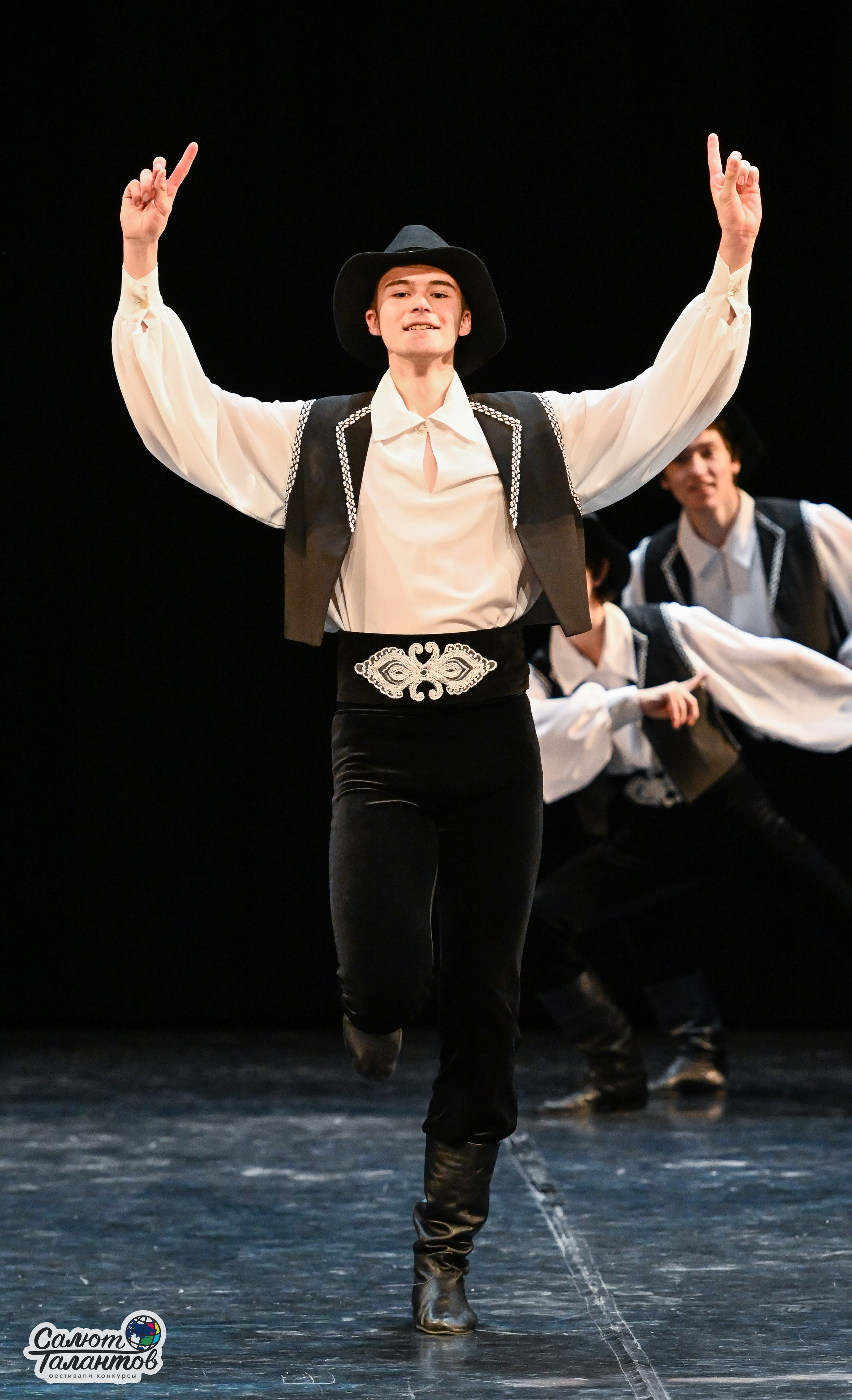 31.10.2024 6-й Международный Творческий Фестиваль-Конкурс «СЕРДЦЕ УРАЛА» г. Екб. Медиастудия Фото Концепт