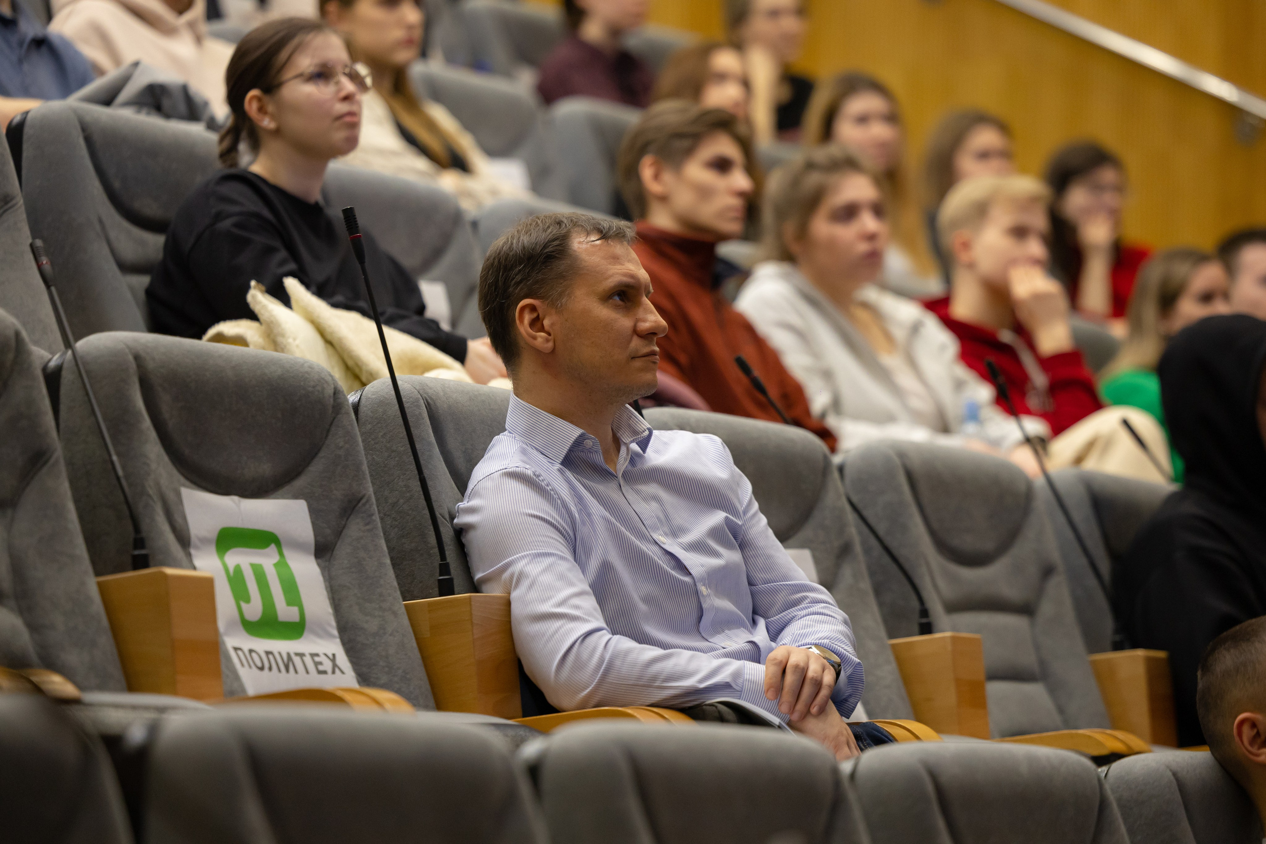 «АРЕХ. РетроПерспектива». Лекция Сергея Сенкевича в Политехе. Евгений Матвеев — фотограф в Санкт-Петербурге