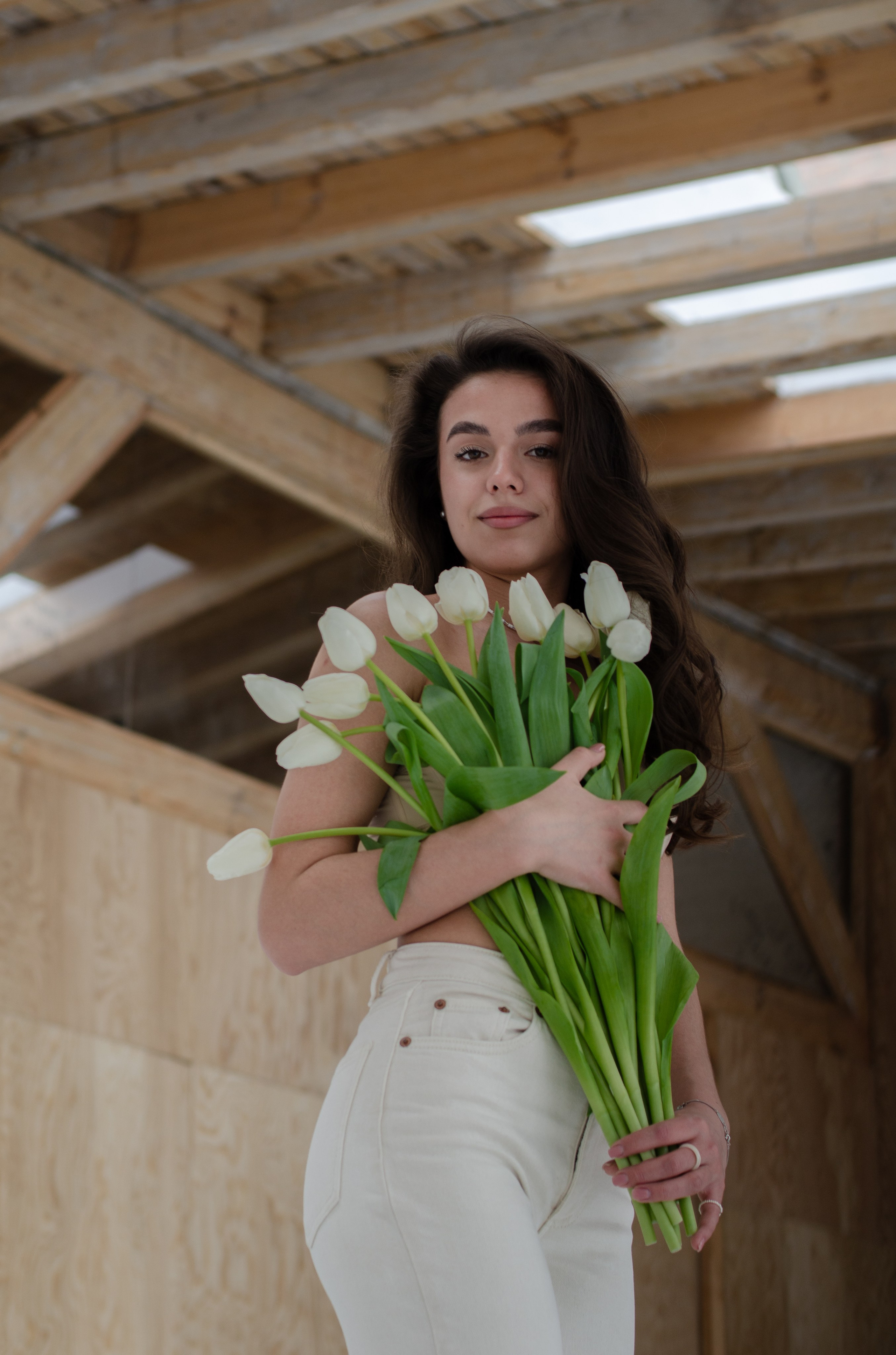 Евгения, тюльпаны. Фотограф Челябинск Ирина Ермоленко